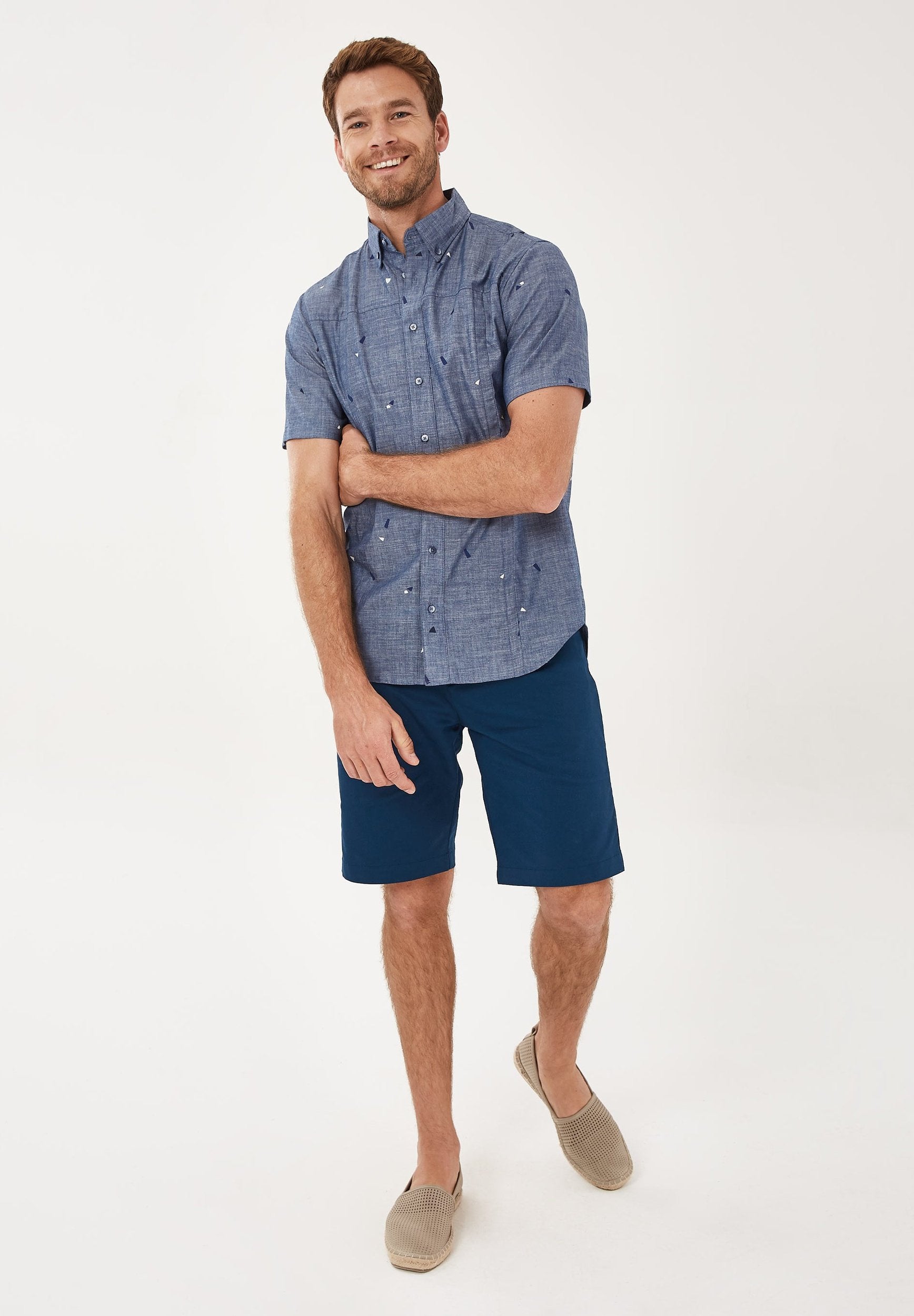 Kurzarm Hemd aus Bio-Baumwolle mit Allover-Print in Denim Optik