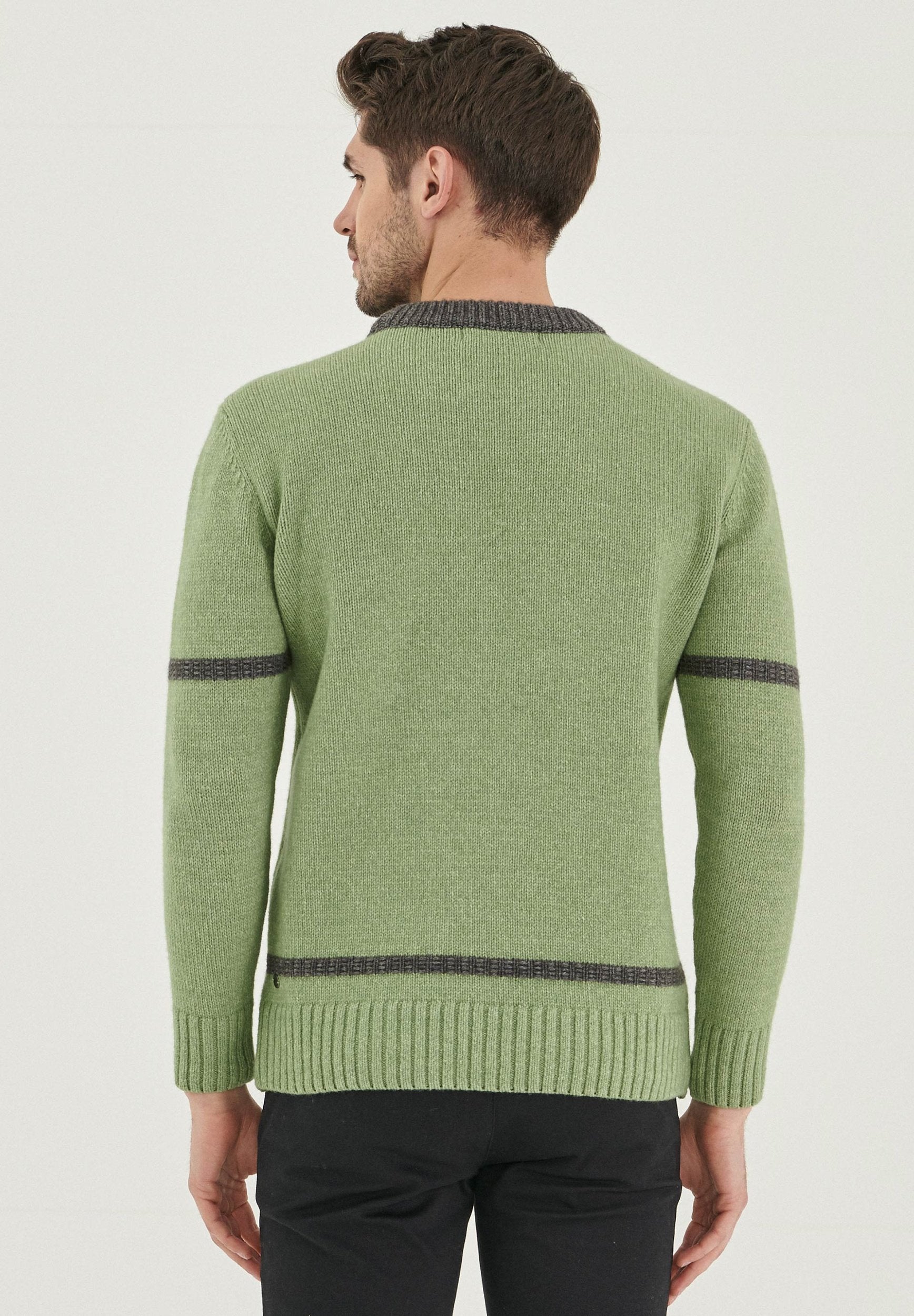 Pullover aus Bio-Merinowolle und Bio-Baumwolle