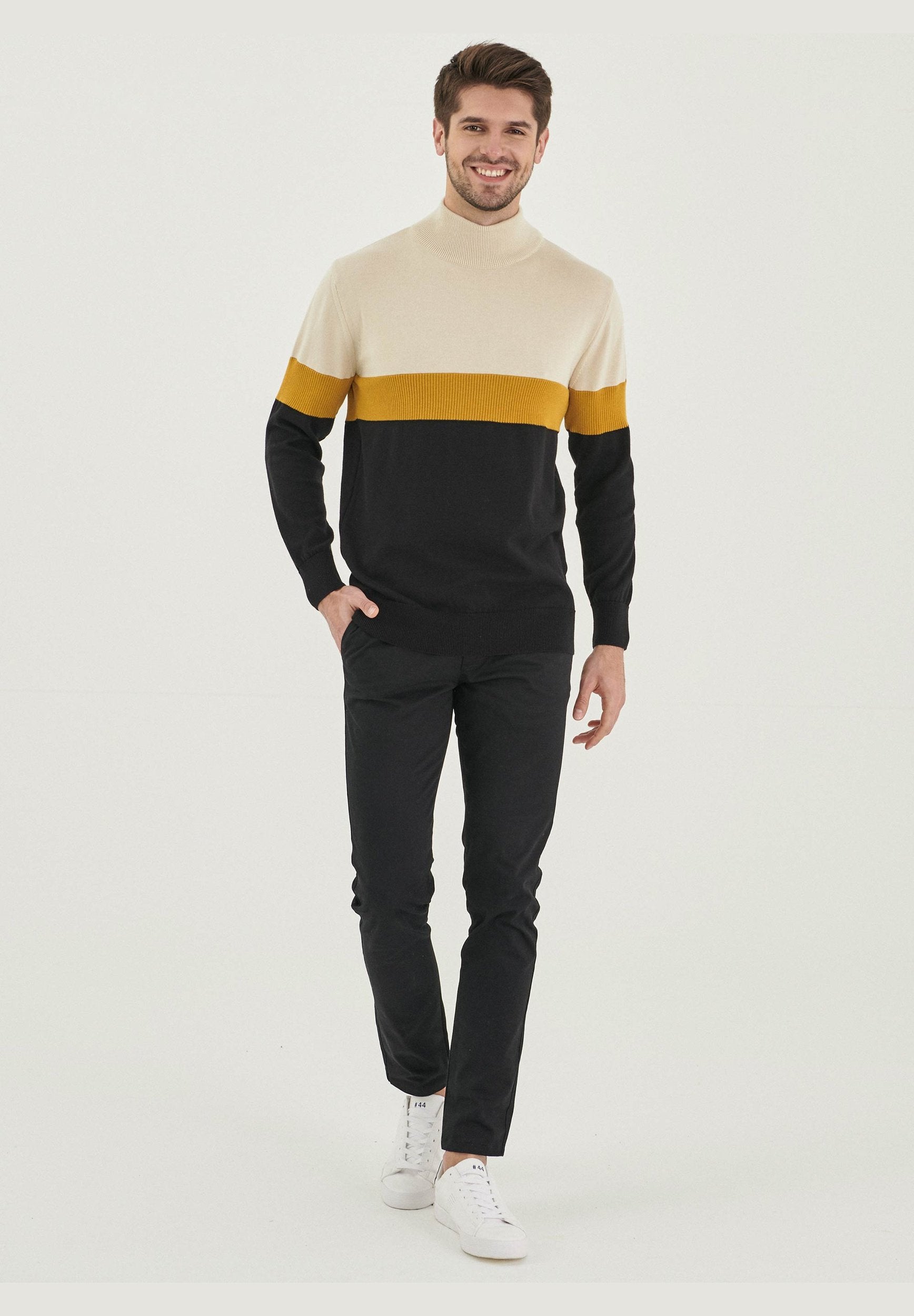 Stehkragenpullover aus Bio-Baumwolle