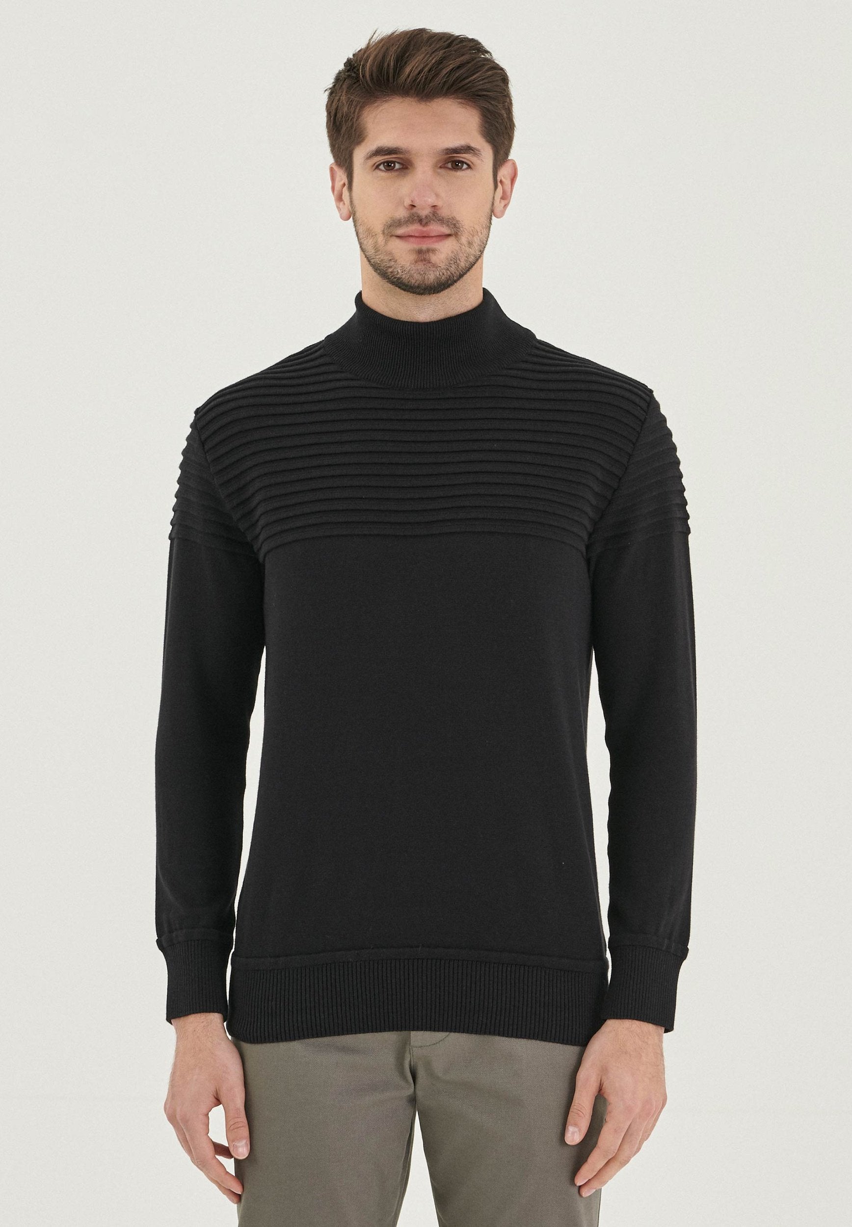 Rollkragenpullover aus Bio-Baumwolle