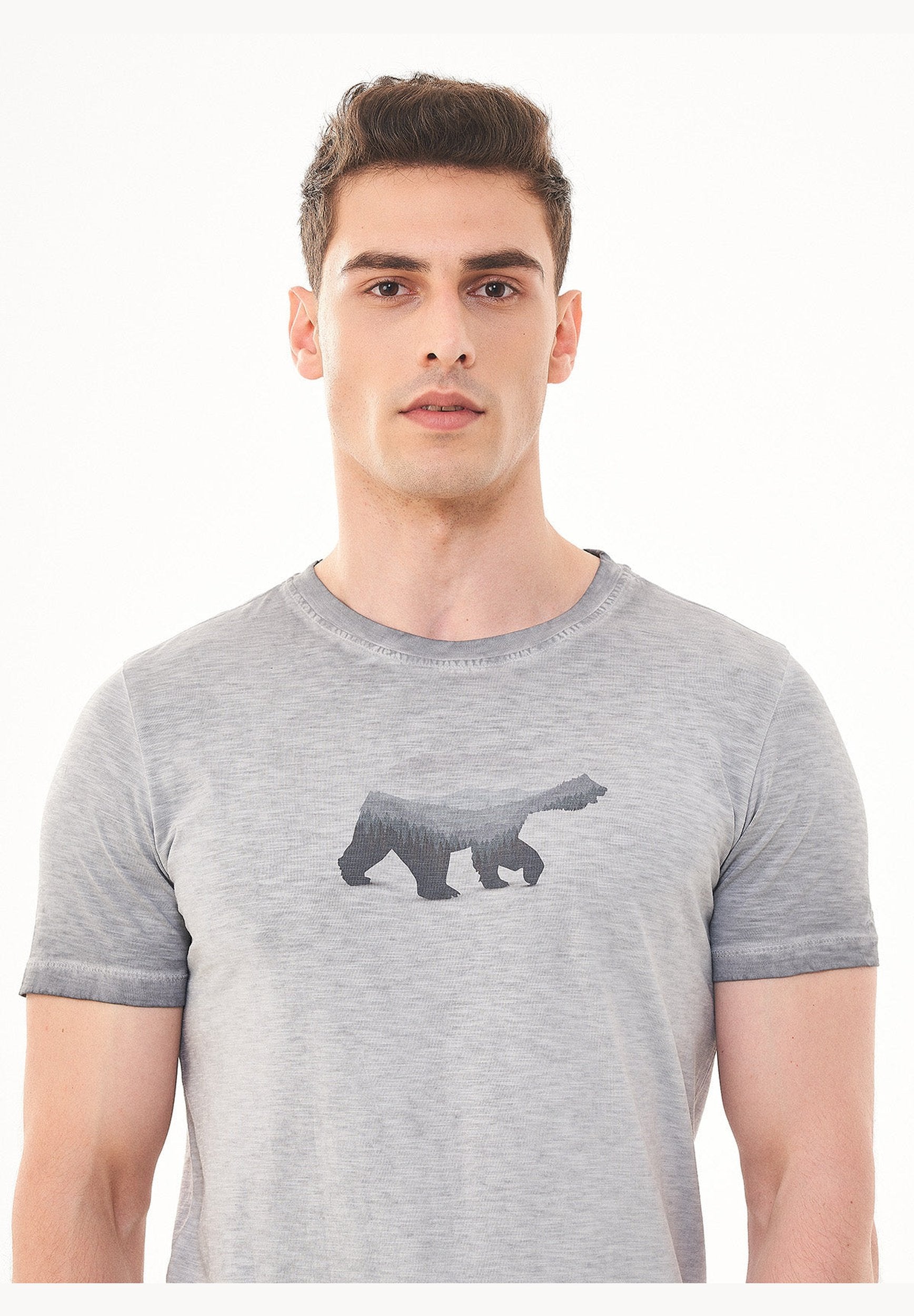Garment Dyed T-Shirt aus Bio-Baumwolle mit Bär-Print