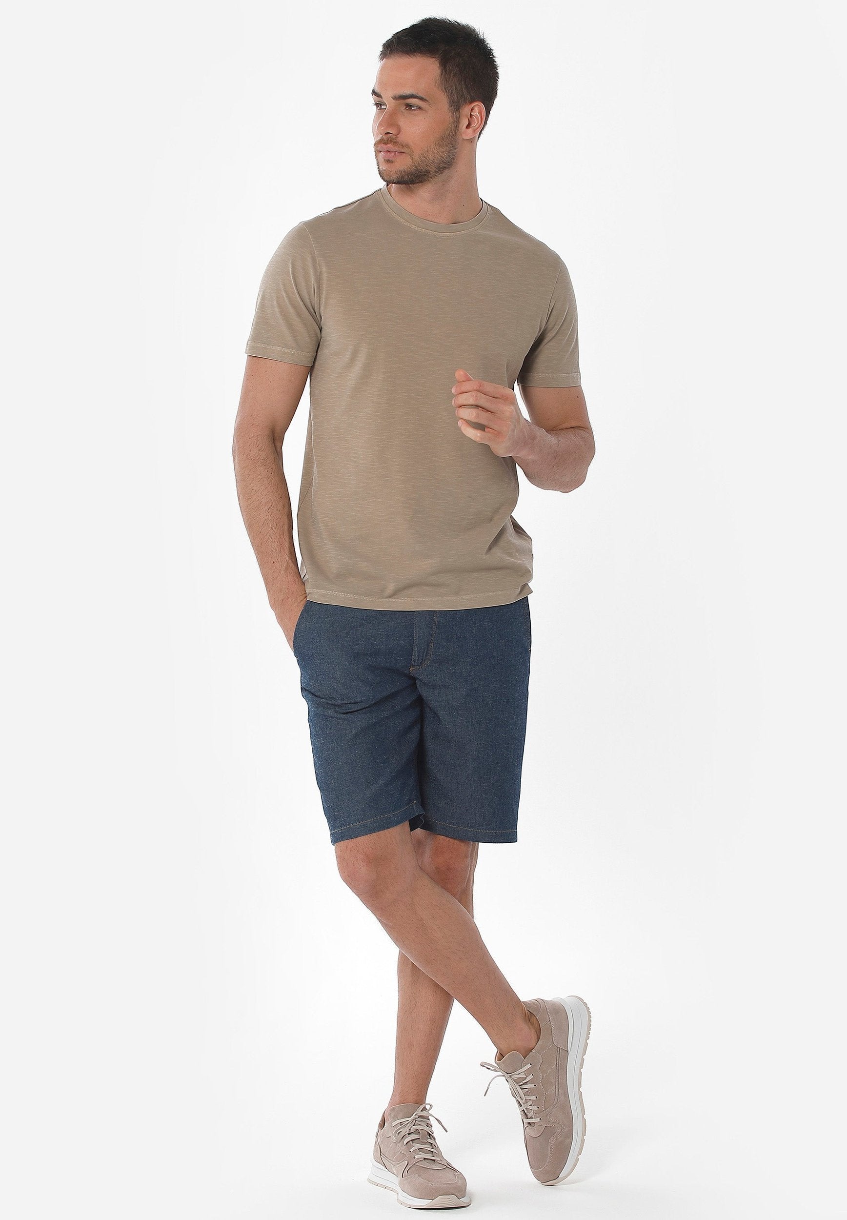 Natural Garment Dyed T-Shirt aus Bio-Baumwolle