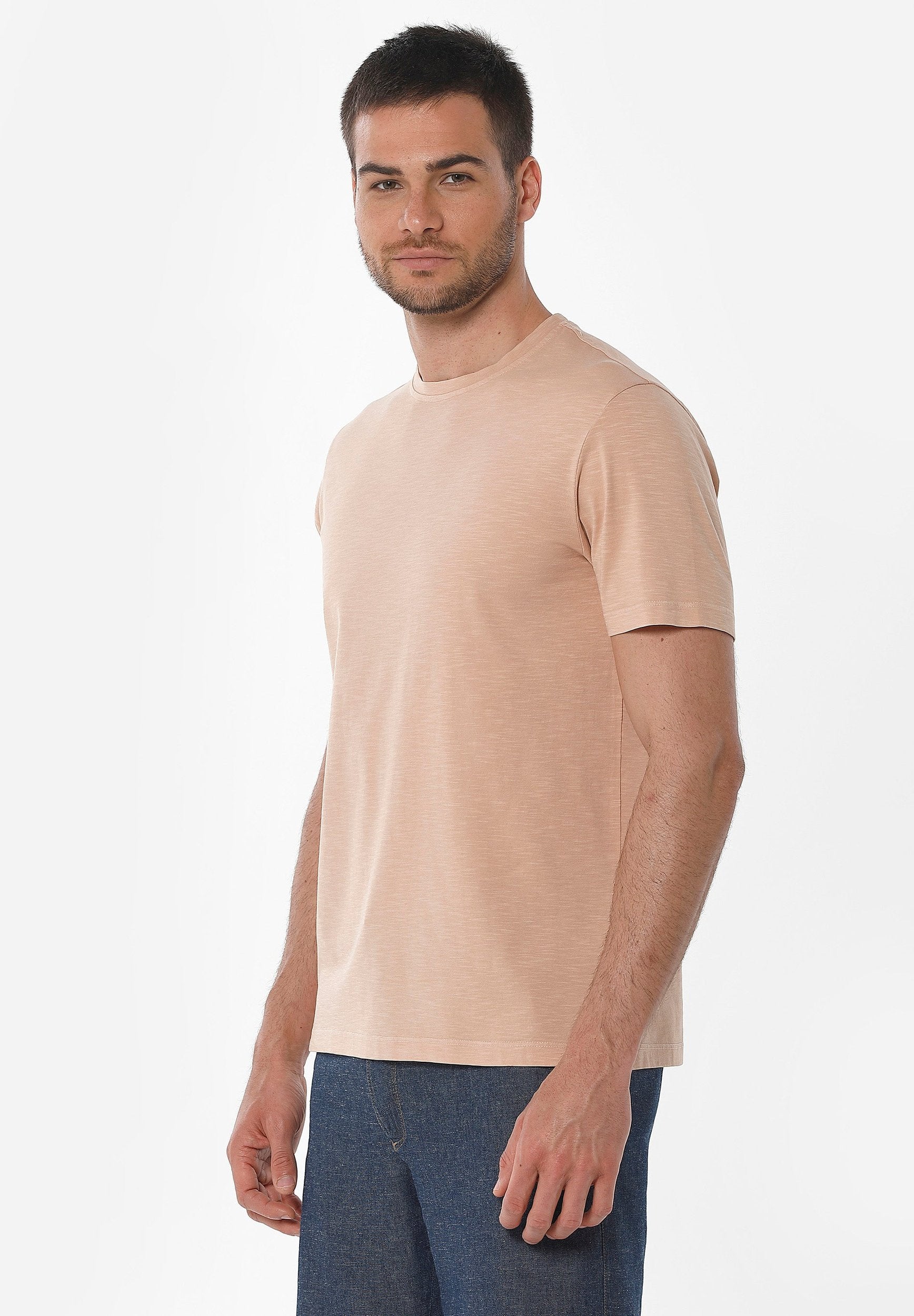 Natural Garment Dyed T-Shirt aus Bio-Baumwolle