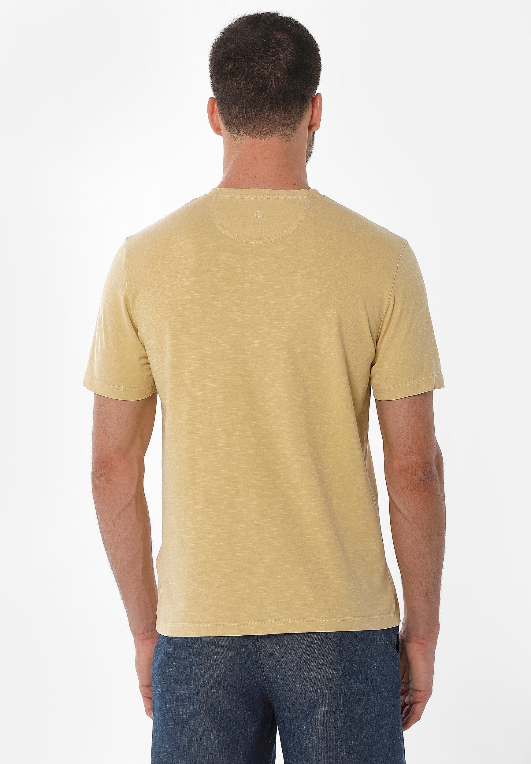 Natural Garment Dyed T-Shirt aus Bio-Baumwolle