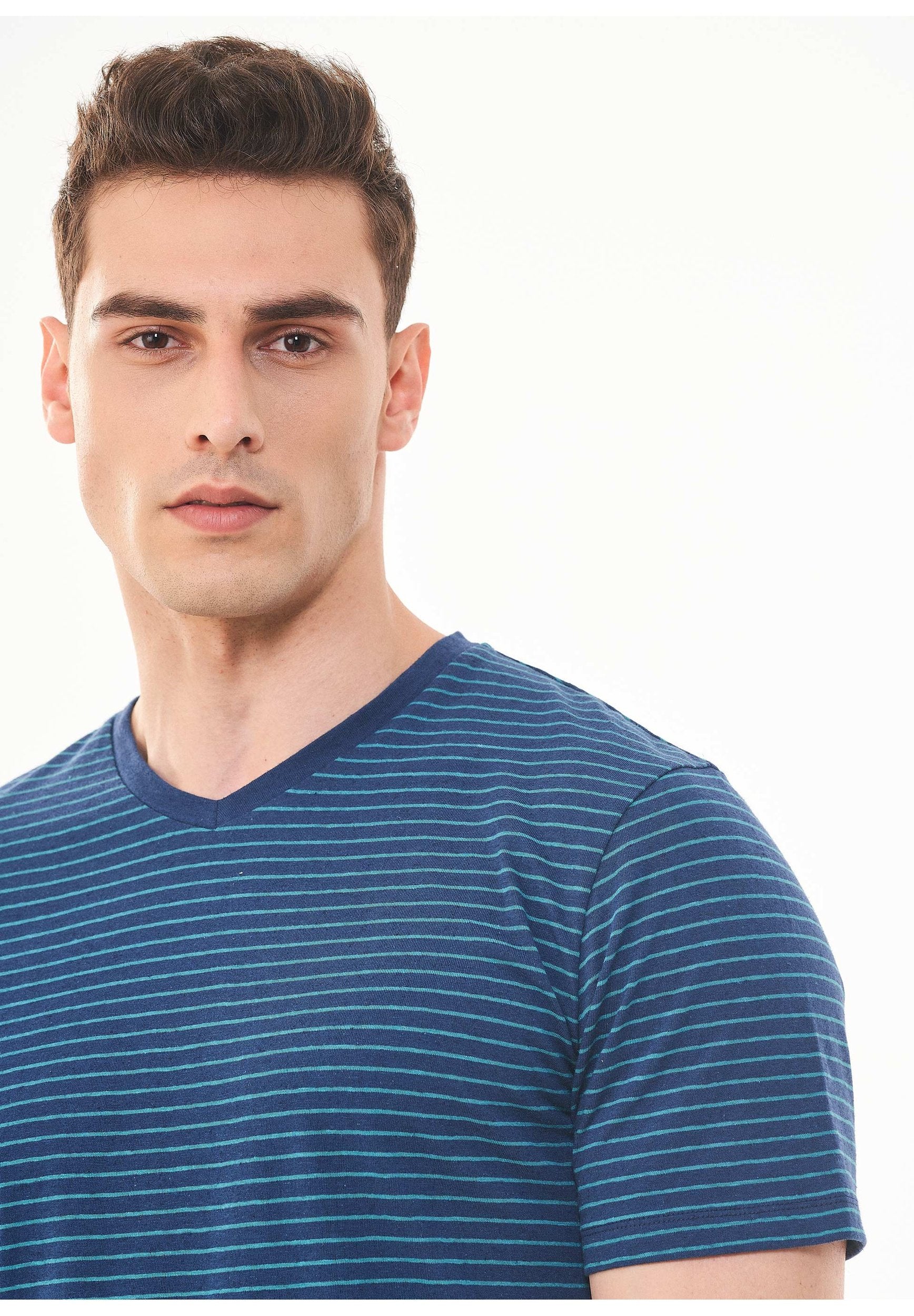 Gestreiftes T-Shirt aus Bio-Baumwolle und Leinen