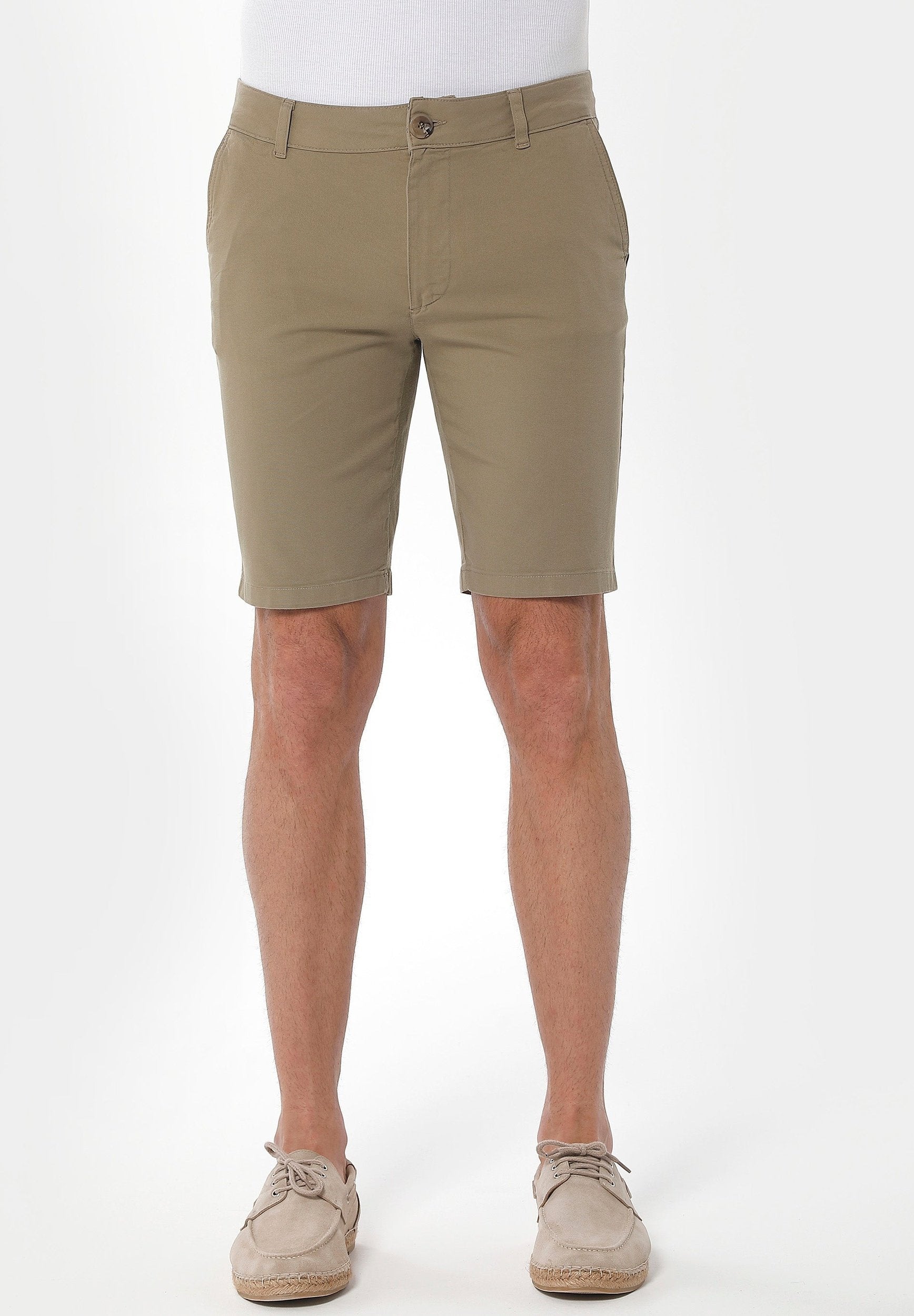 Slim Chino-Shorts aus Bio-Baumwolle