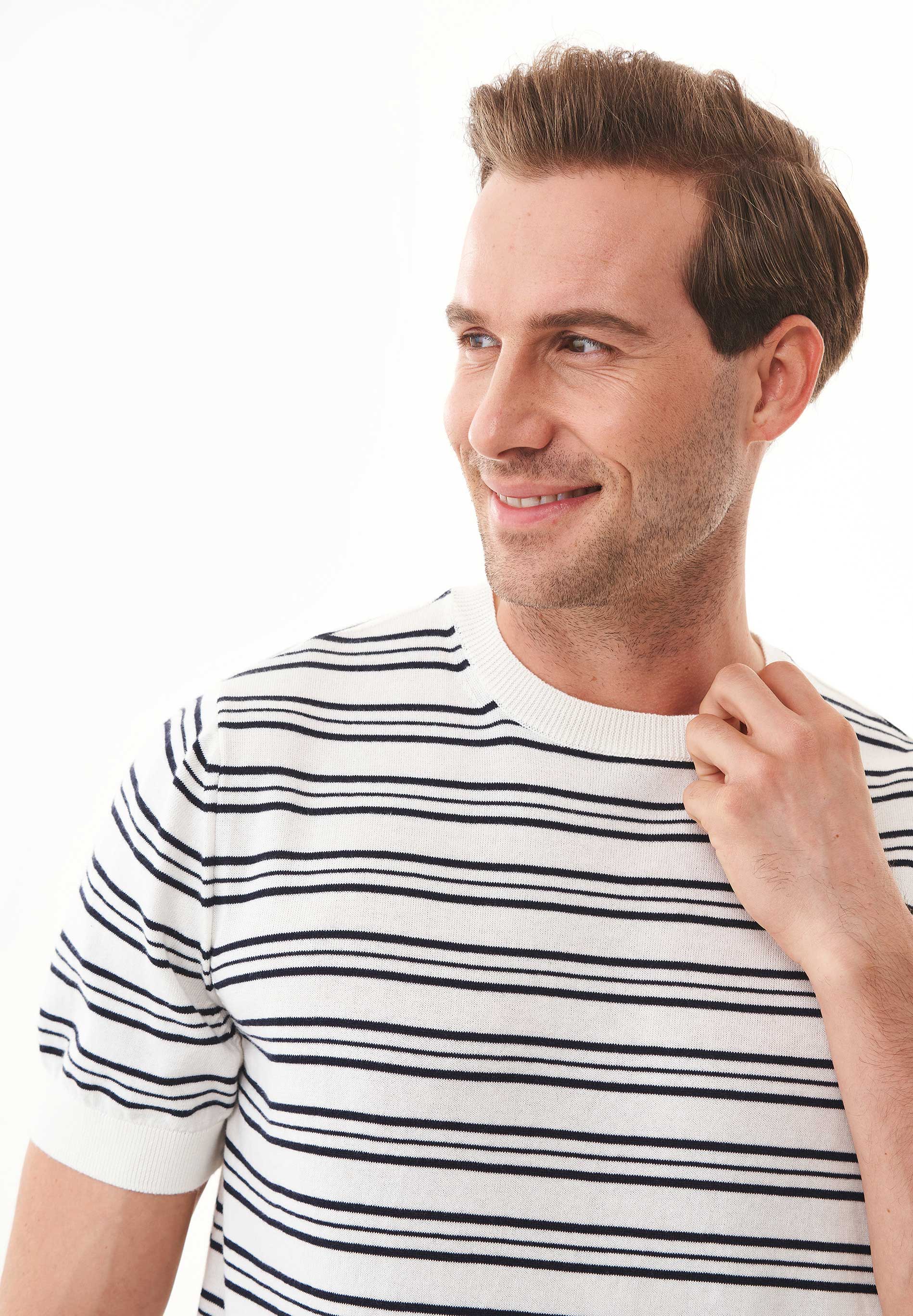 Feinstrick-T-Shirt aus Bio-Baumwolle mit Streifen
