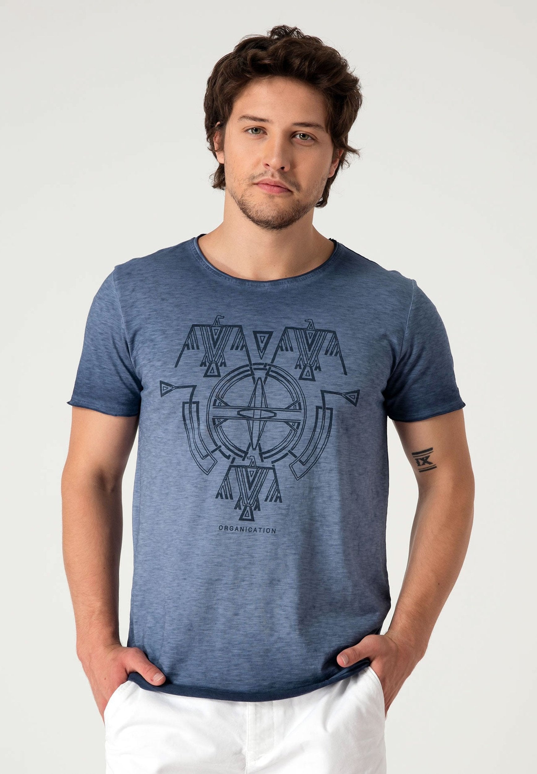 Raw-edge T-Shirt aus Bio-Baumwolle mit Print