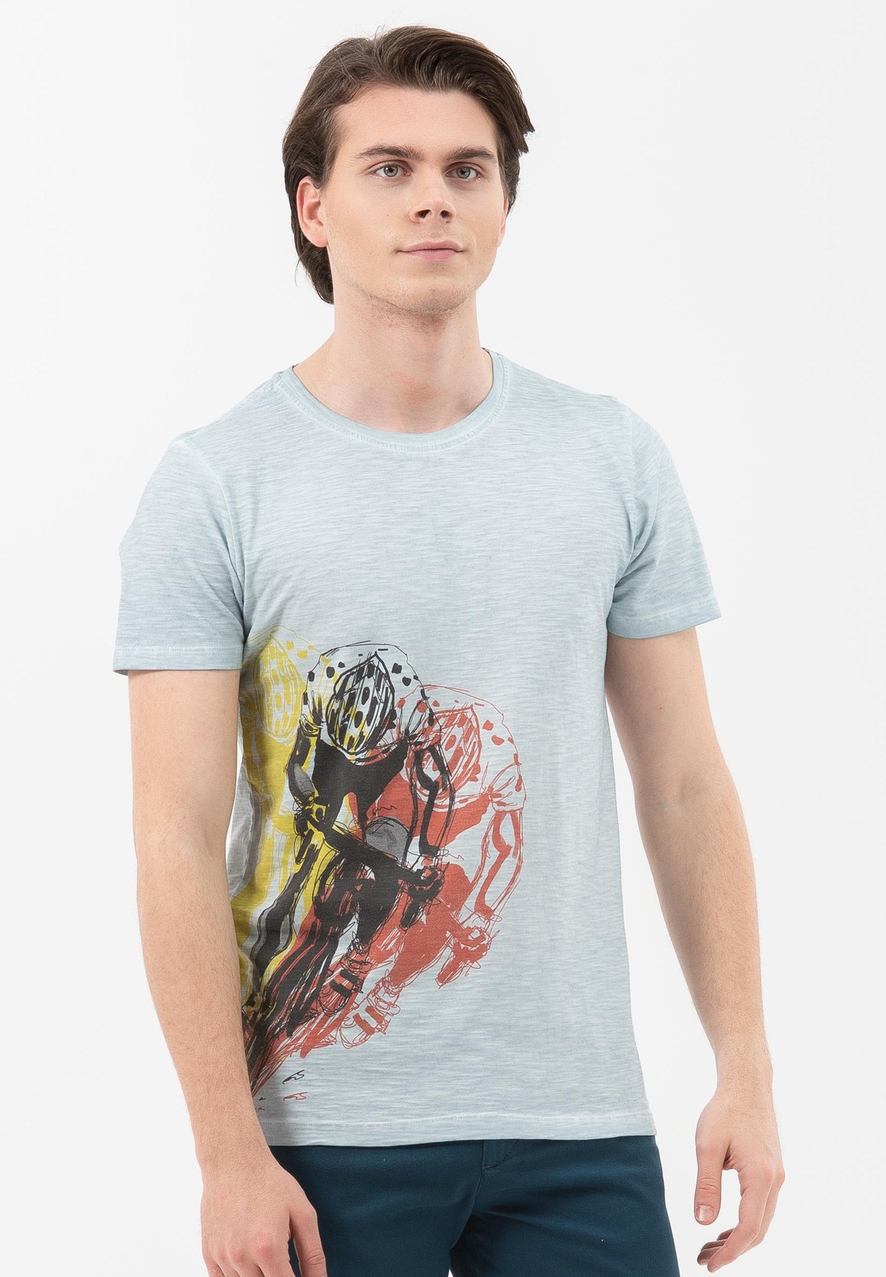 Garment Dyed T-Shirt aus Bio-Baumwolle mit Print