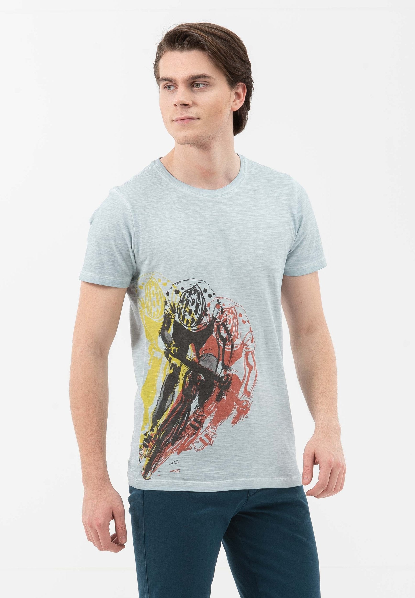 Garment Dyed T-Shirt aus Bio-Baumwolle mit Print