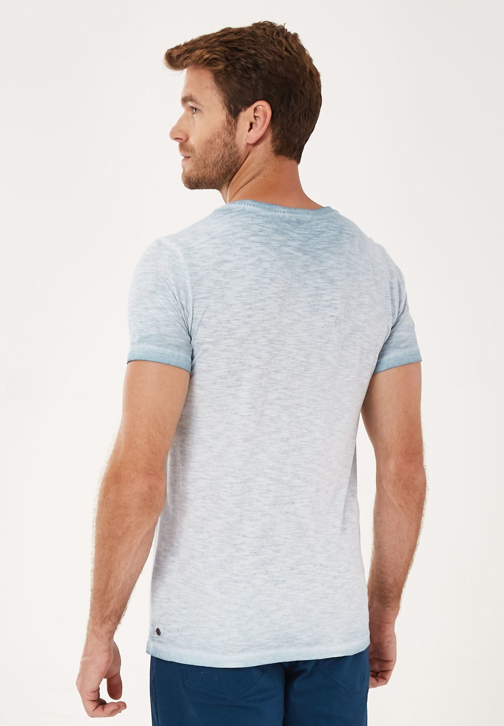 Garment Dyed T-Shirt aus Bio-Baumwolle mit Rubik's Cube-Print