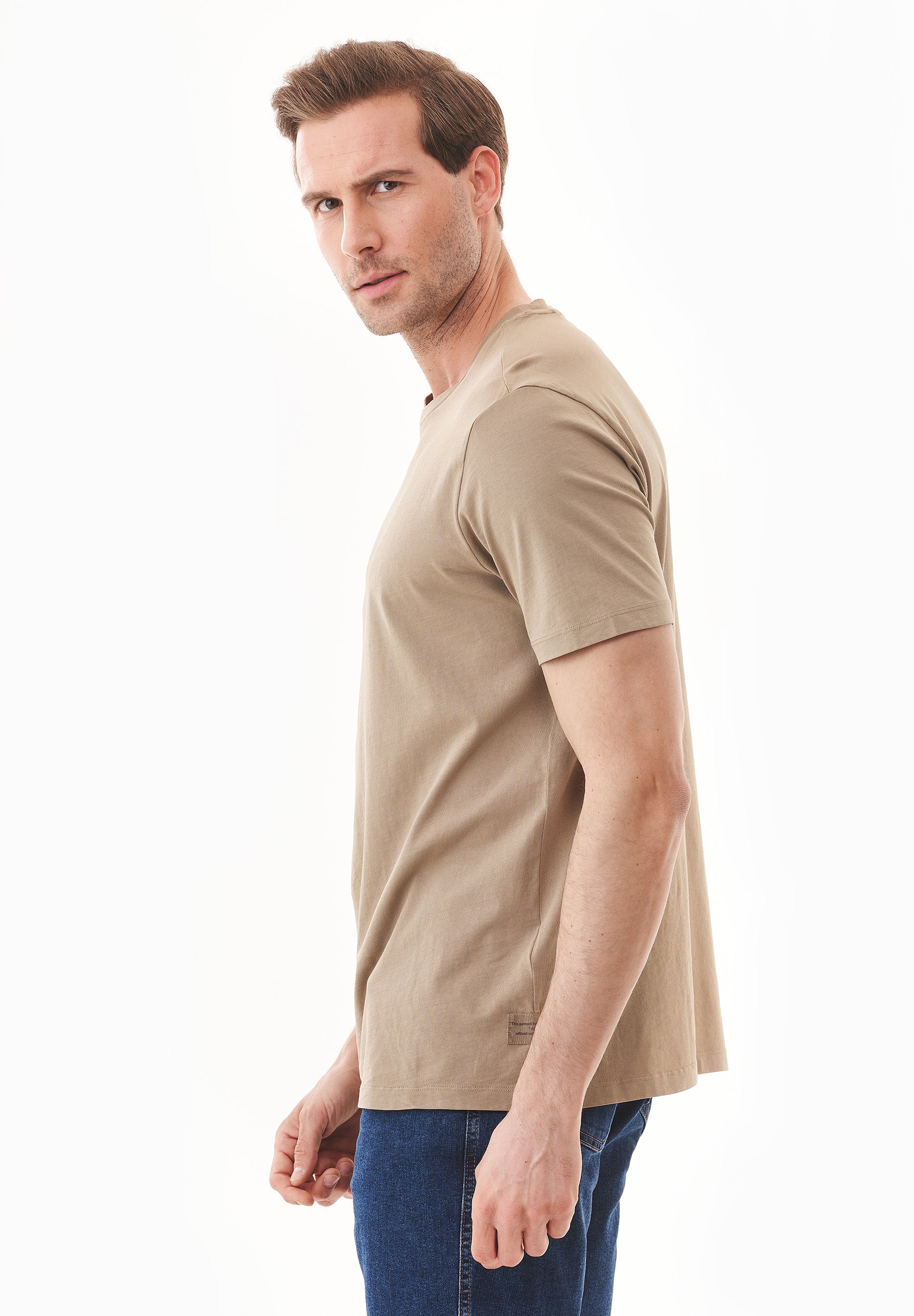 Natural Dye T-Shirt aus Bio-Baumwolle