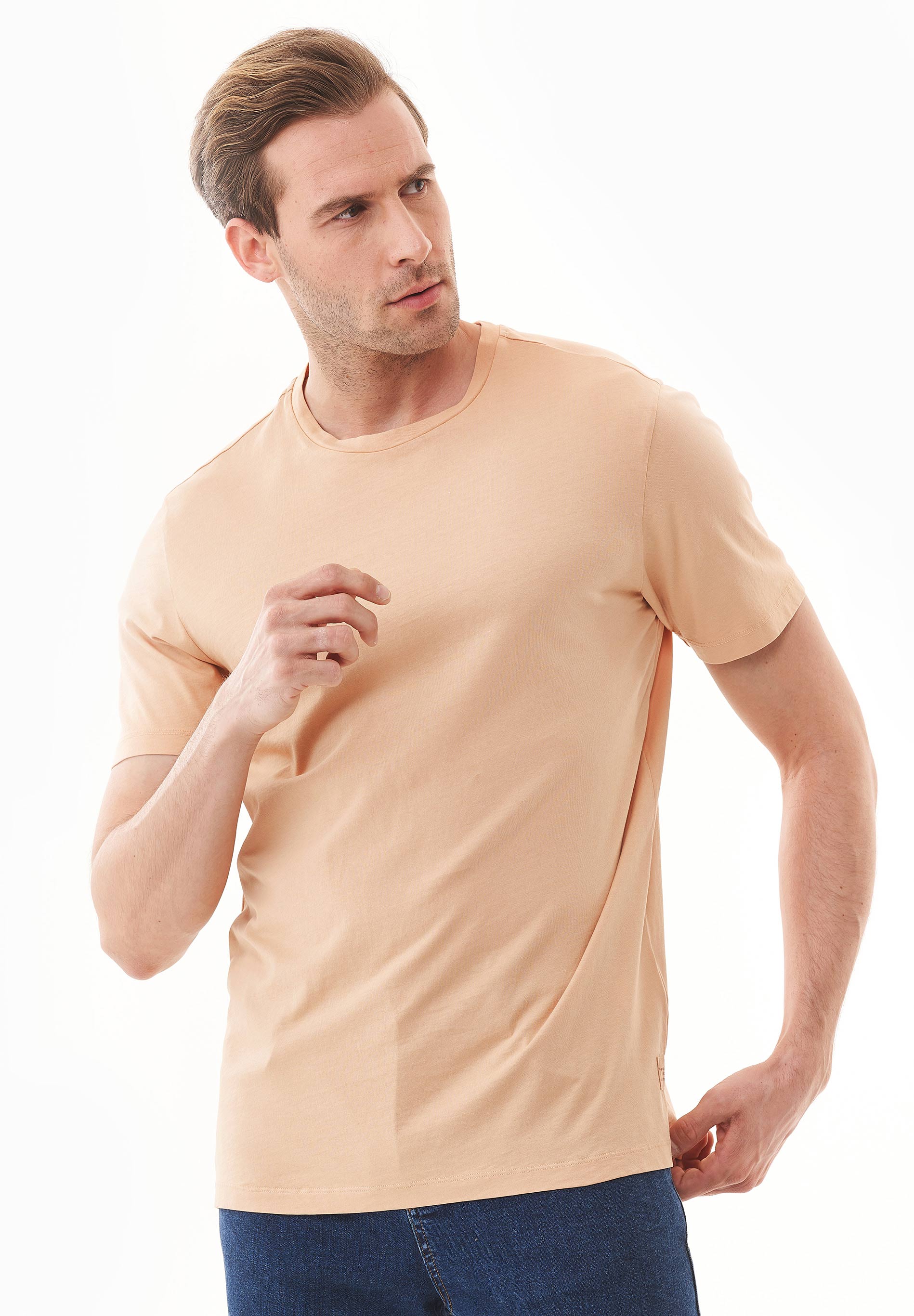 Natural Dye T-Shirt aus Bio-Baumwolle