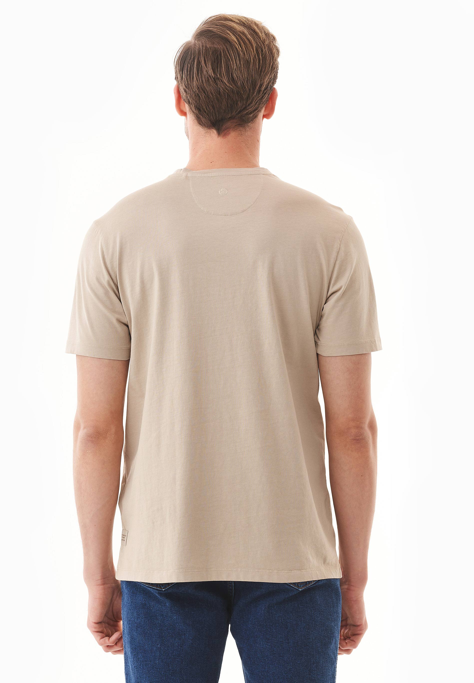 Natural Dye T-Shirt aus Bio-Baumwolle