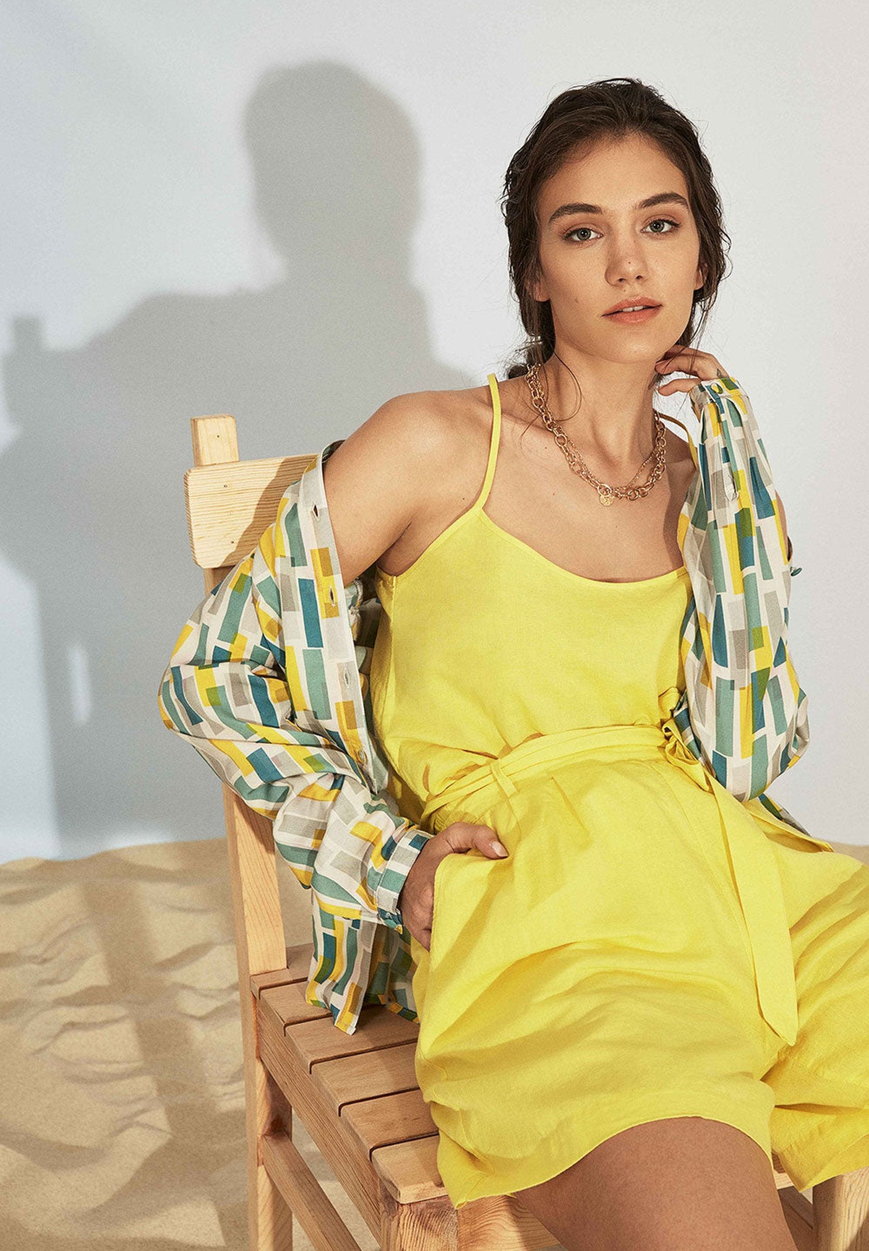 Shorts aus Leinengemisch mit Bindegürtel