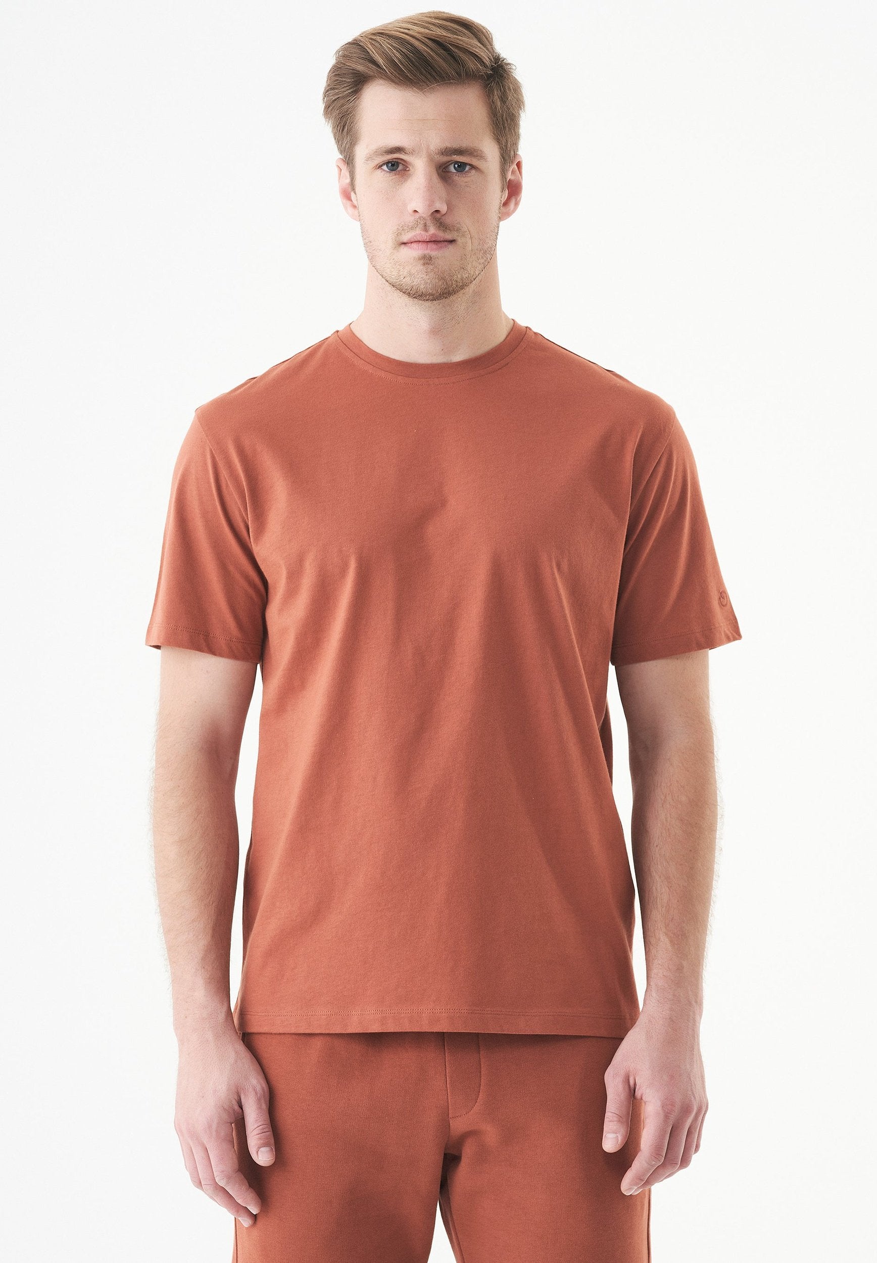 TILLO Unisex Basic T-Shirt aus Bio-Baumwolle