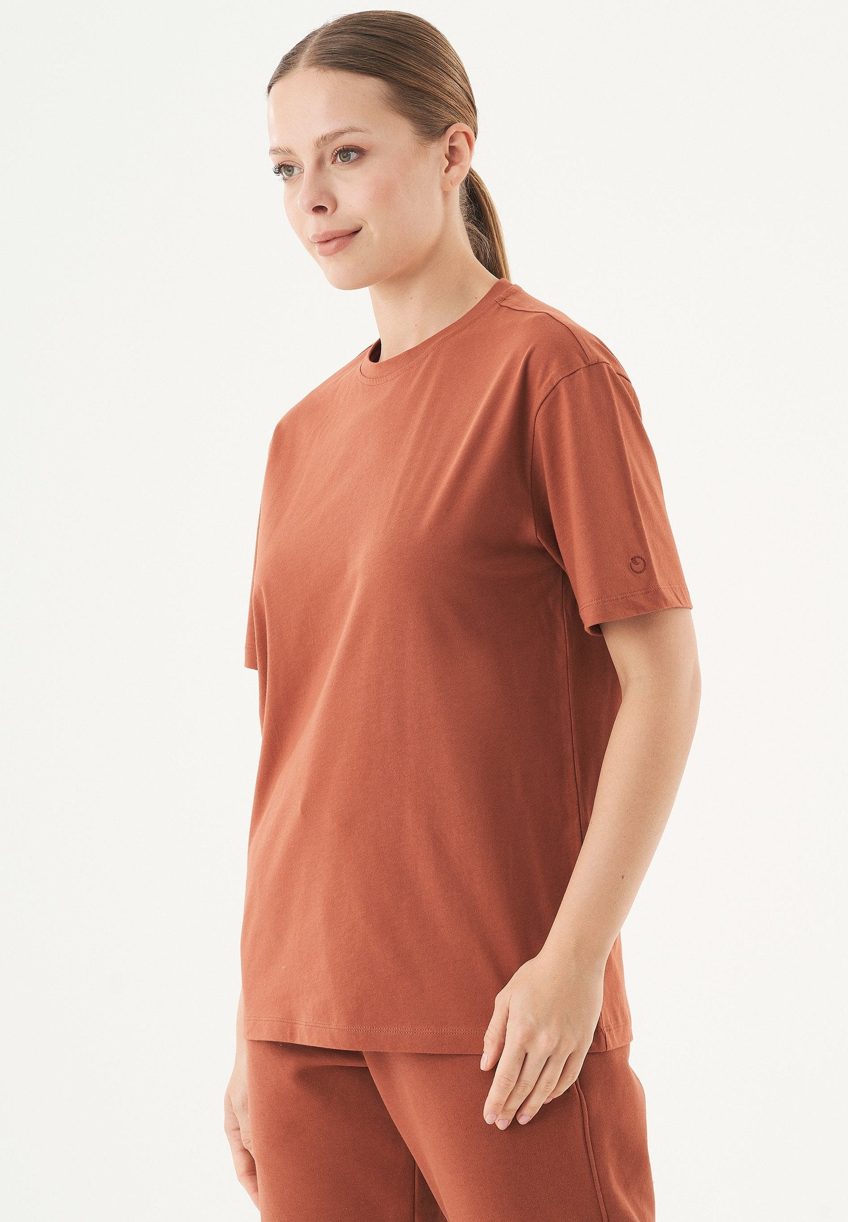 TILLO Unisex Basic T-Shirt aus Bio-Baumwolle