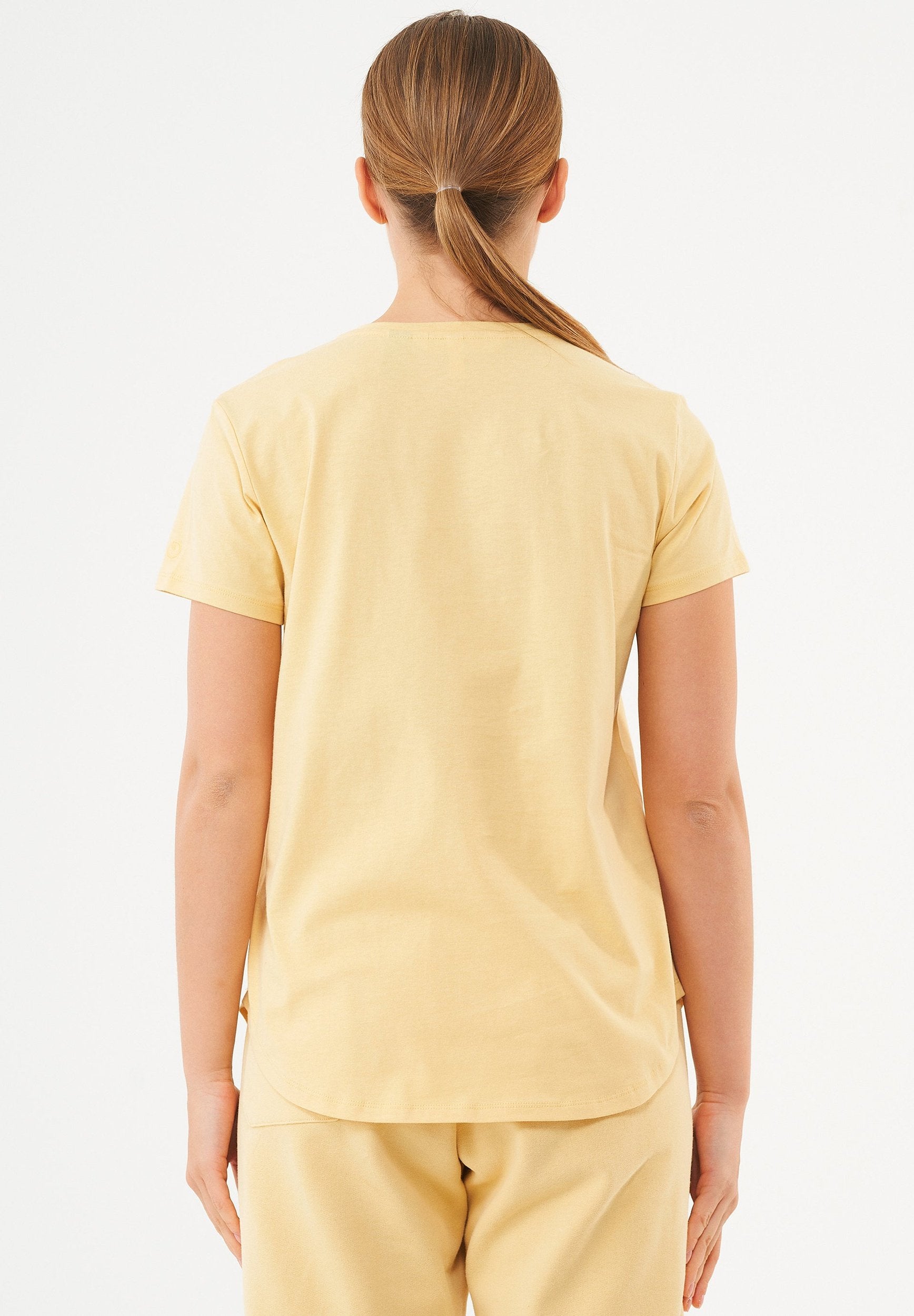 TUBA Basic T-Shirt aus Bio-Baumwolle mit V-Ausschnitt