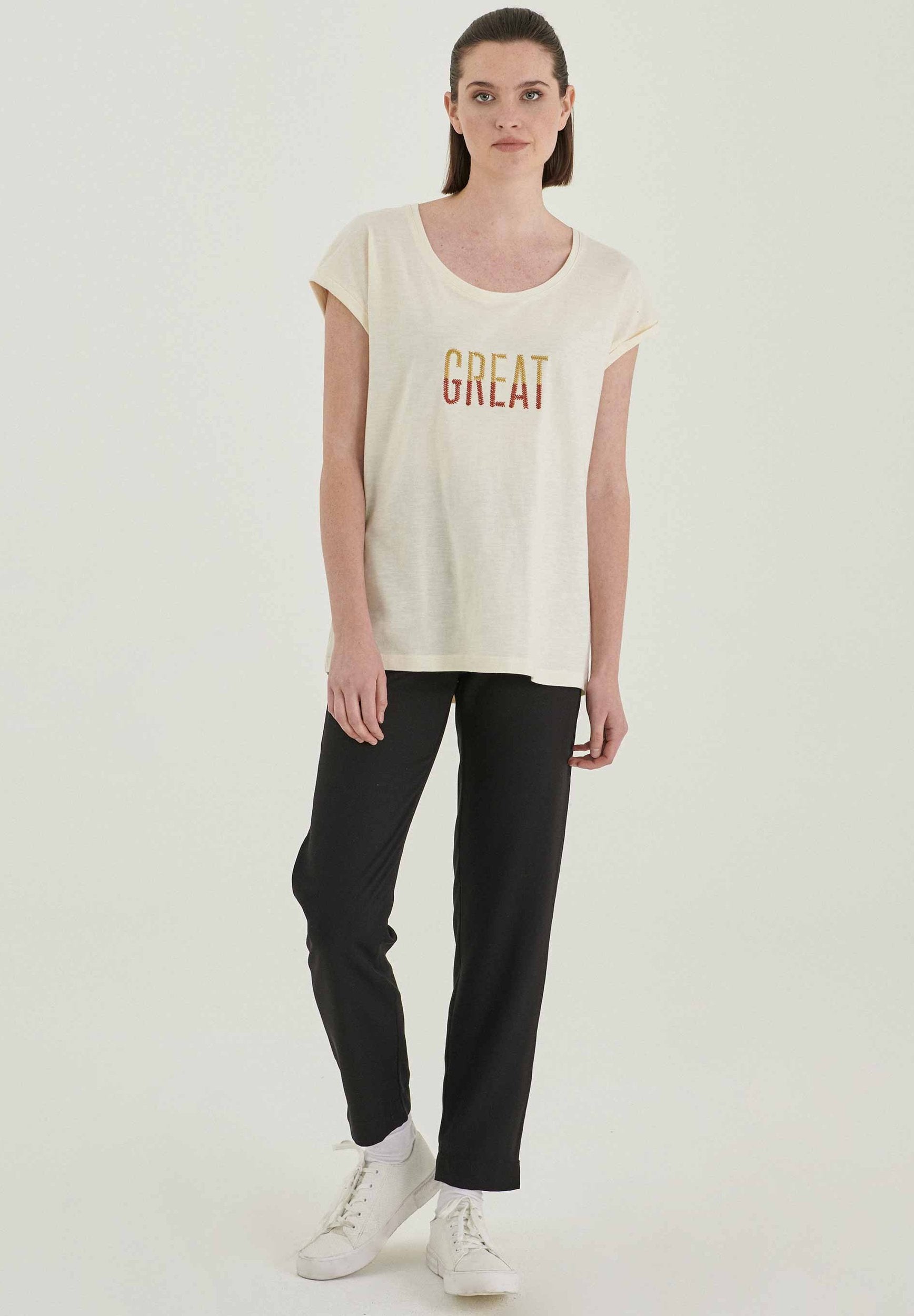 T-Shirt aus Bio-Baumwolle mit Stickerei