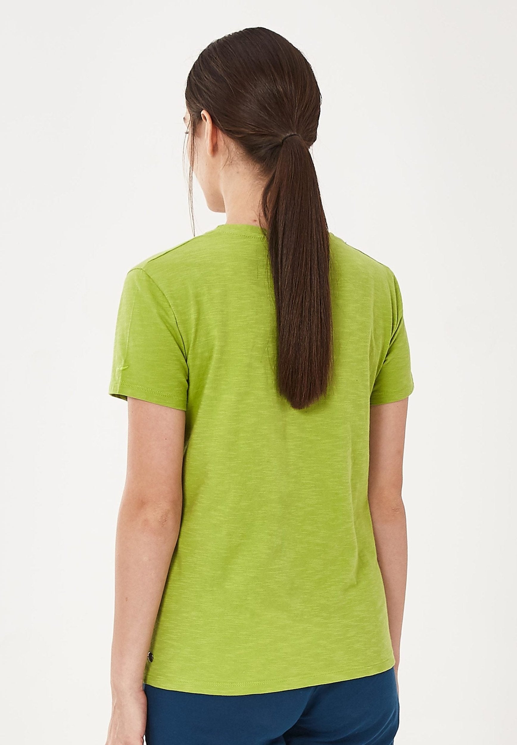 Basic T-Shirt aus Bio-Baumwolle mit V-Ausschnitt