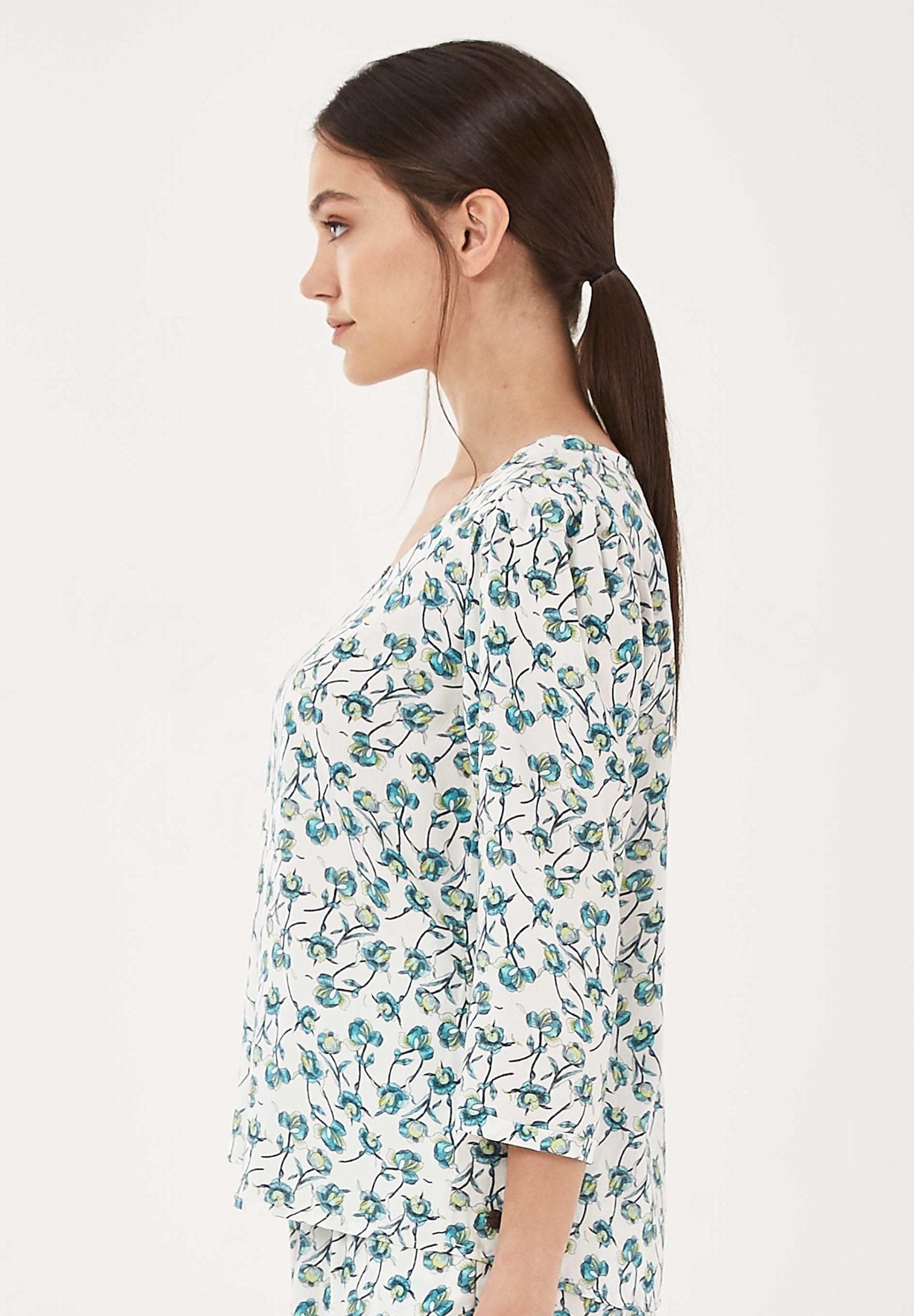 Bluse aus TENCEL™ Lyocell mit Allover-Print