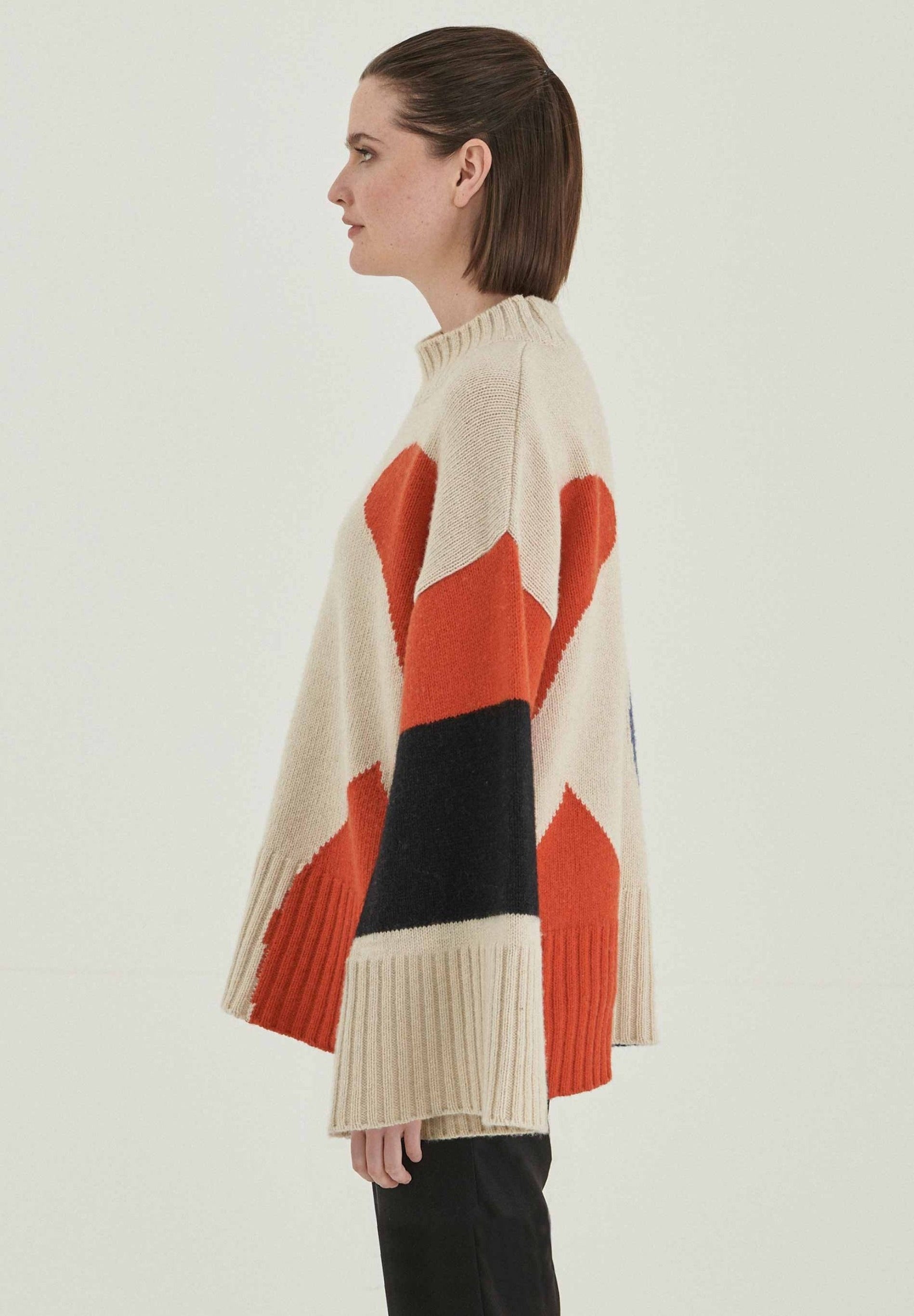 Stehkragen-Pullover aus Bio-Merinowolle und Bio-Baumwolle