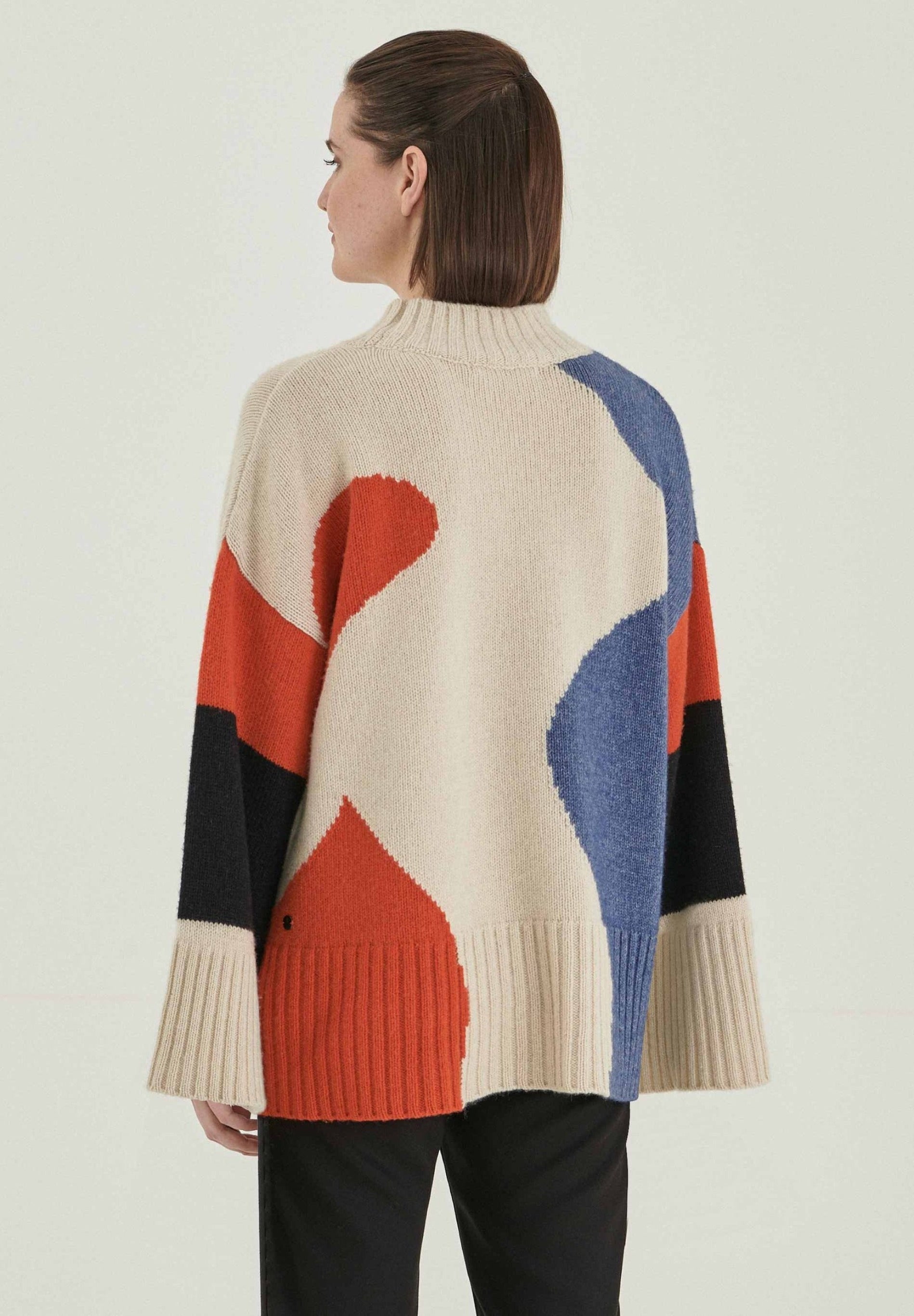 Stehkragen-Pullover aus Bio-Merinowolle und Bio-Baumwolle