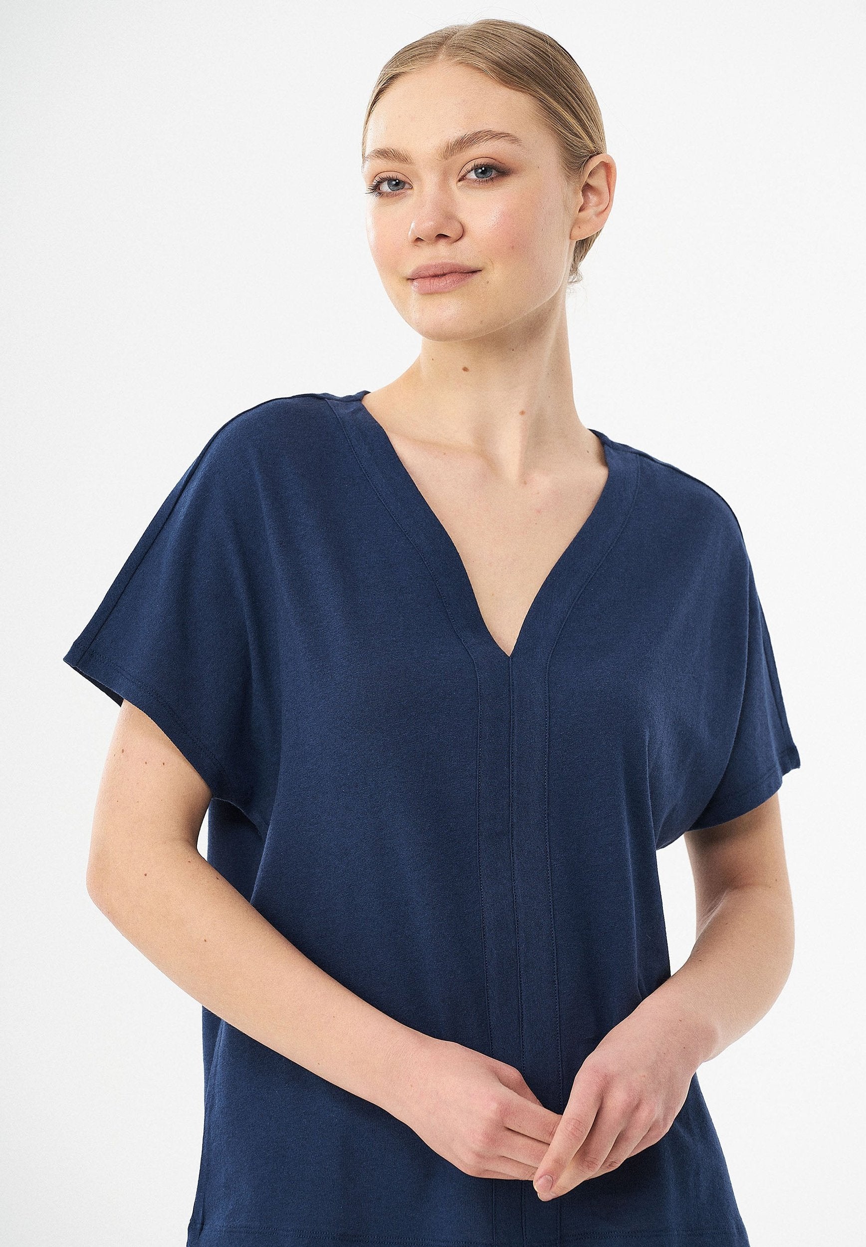 T-Shirt aus Bio-Baumwolle und Leinen
