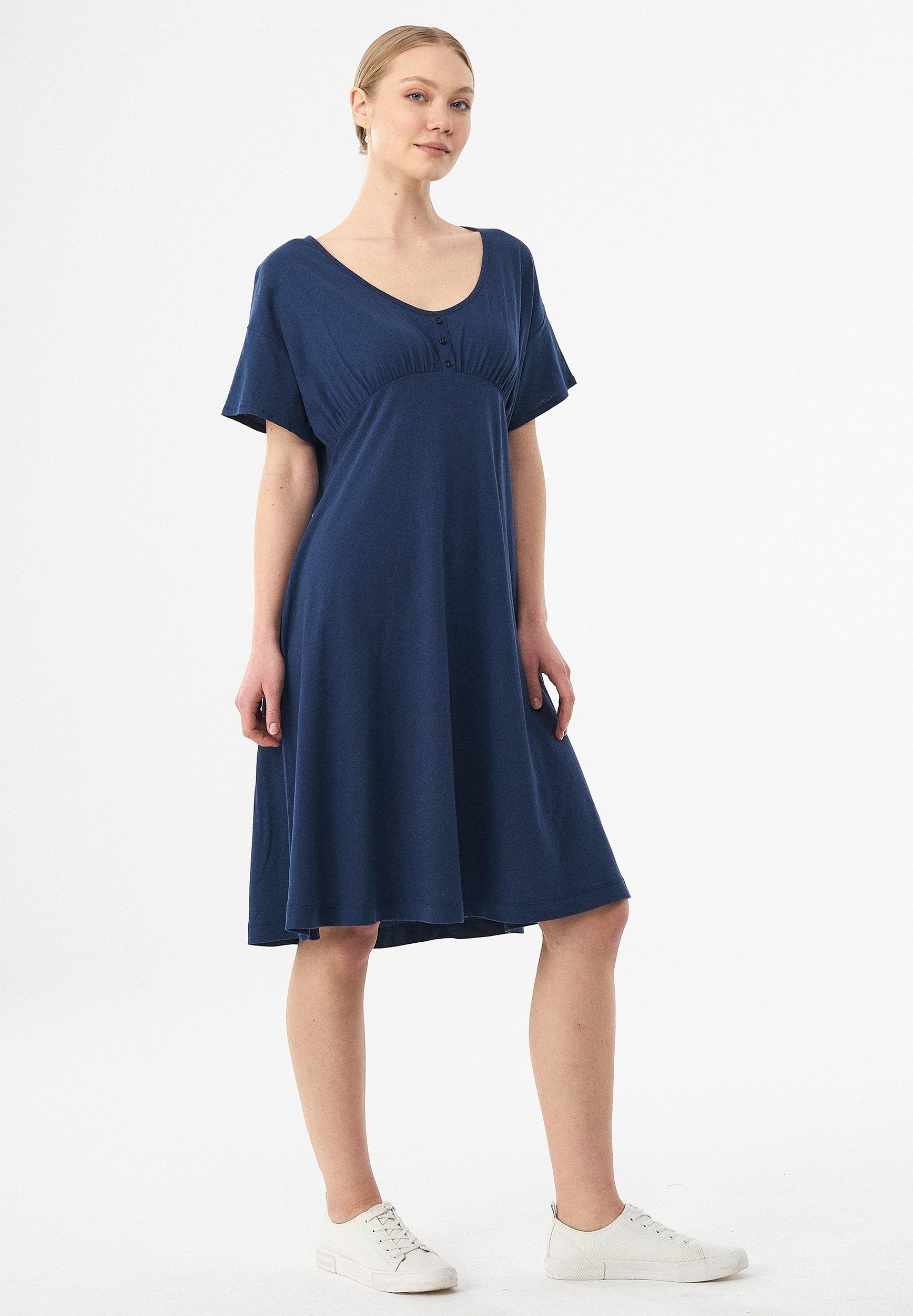 Jerseykleid aus Bio-Baumwolle und Leinen