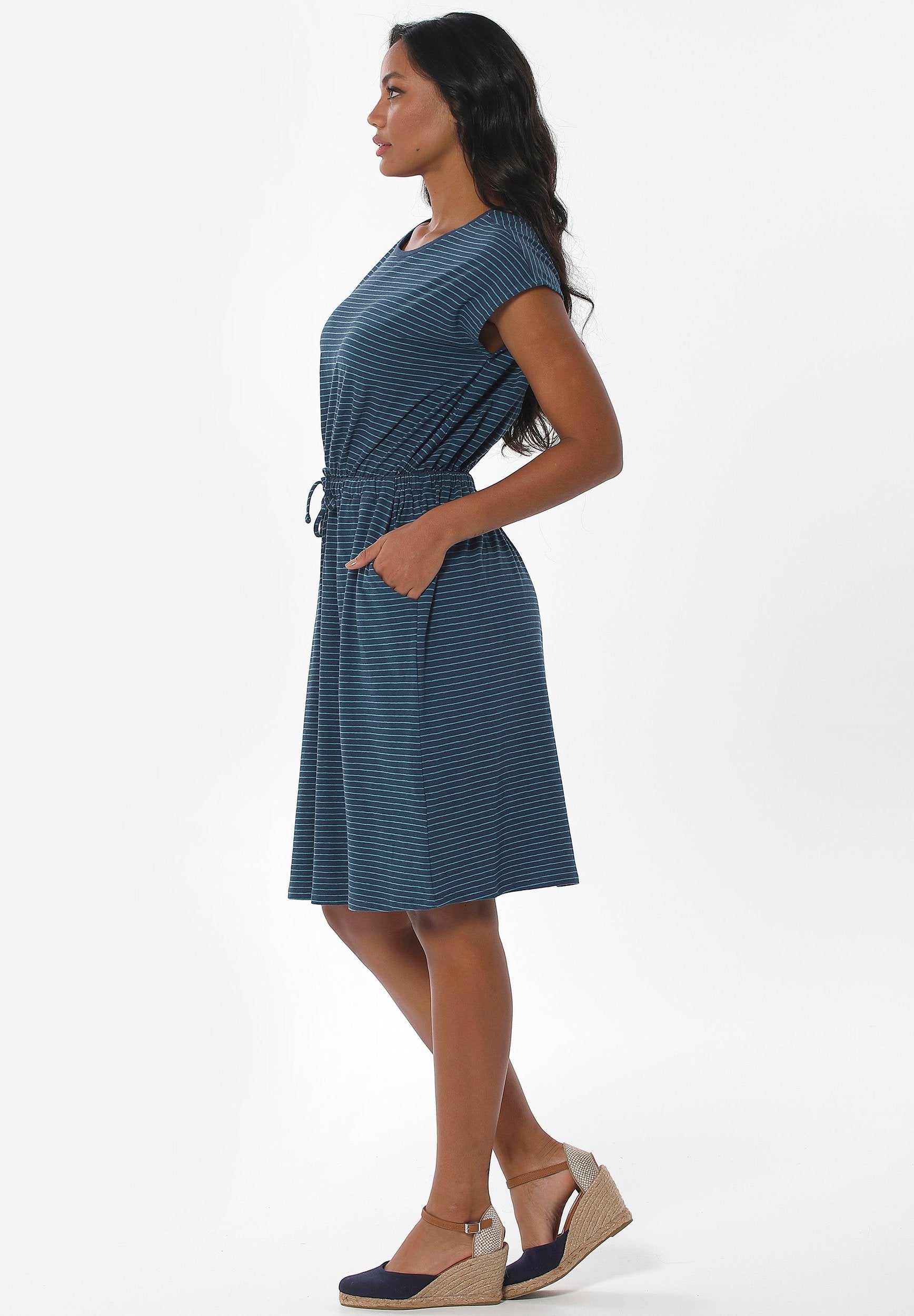 Gestreiftes Jerseykleid aus Bio-Baumwolle und Leinen