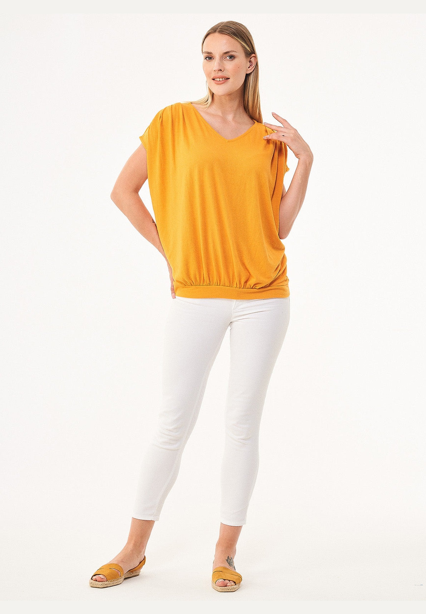 T-Shirt aus REPREVE™ und LENZING™ ECOVERO™