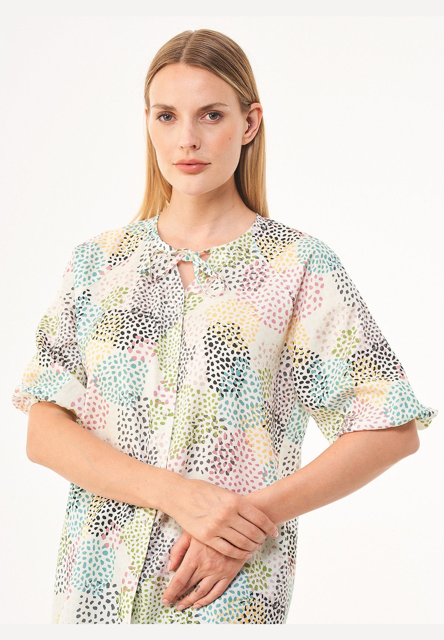 Bluse aus TENCEL™ Lyocell mit Allover-Print
