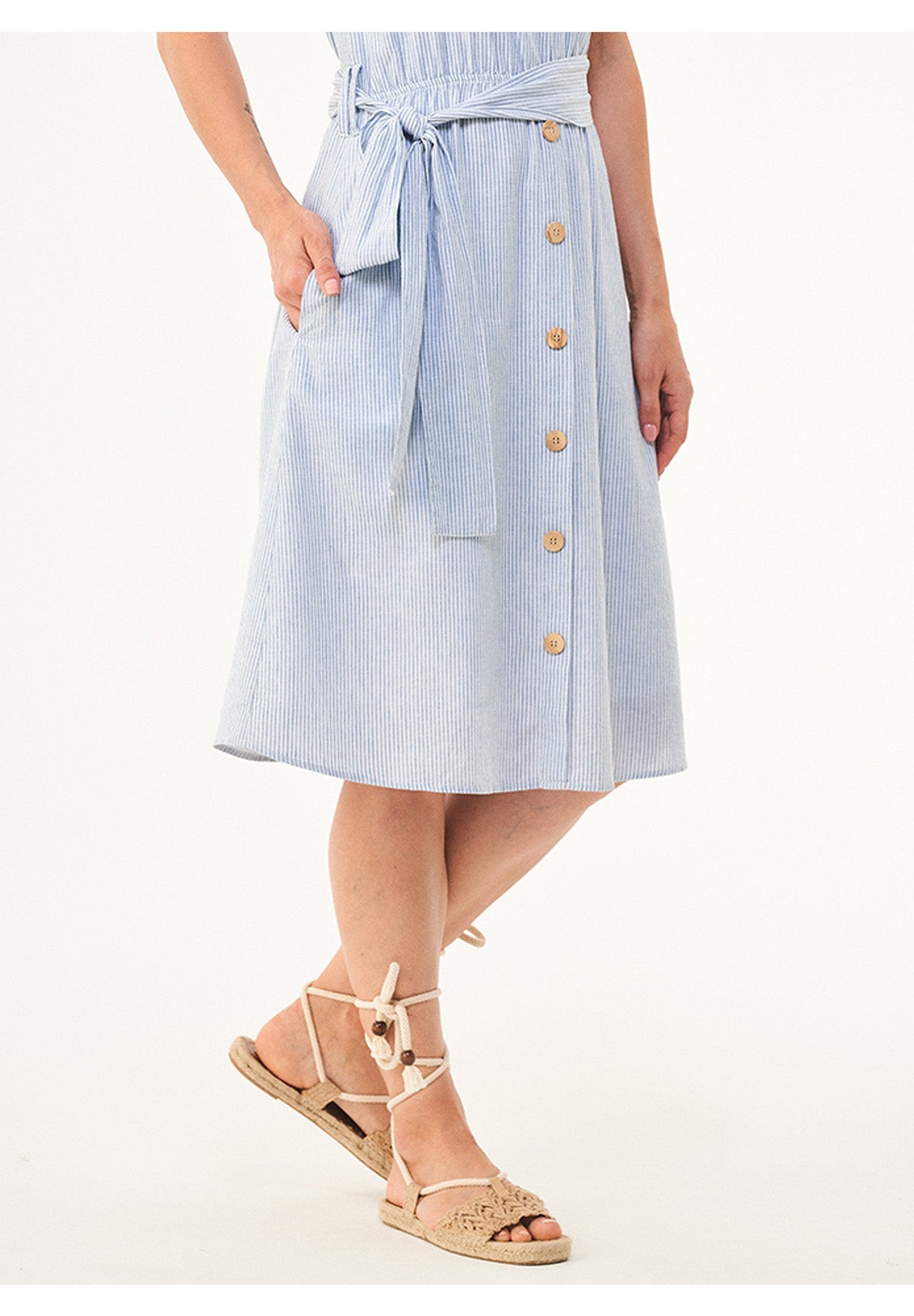 Gestreiftes Kleid aus Bio-Baumwolle und Leinen