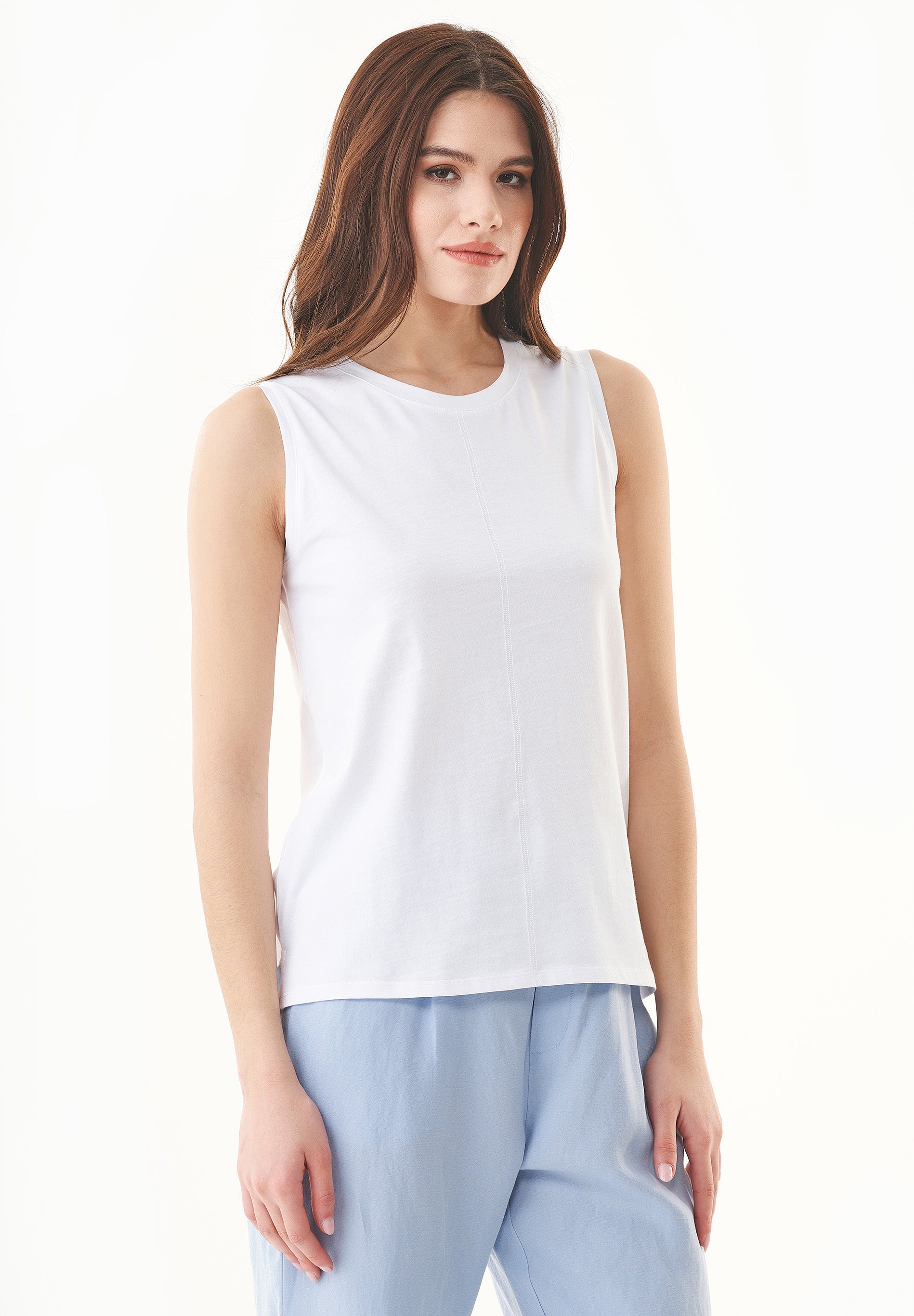 Top aus TENCEL™ Modal und Bio-Baumwolle