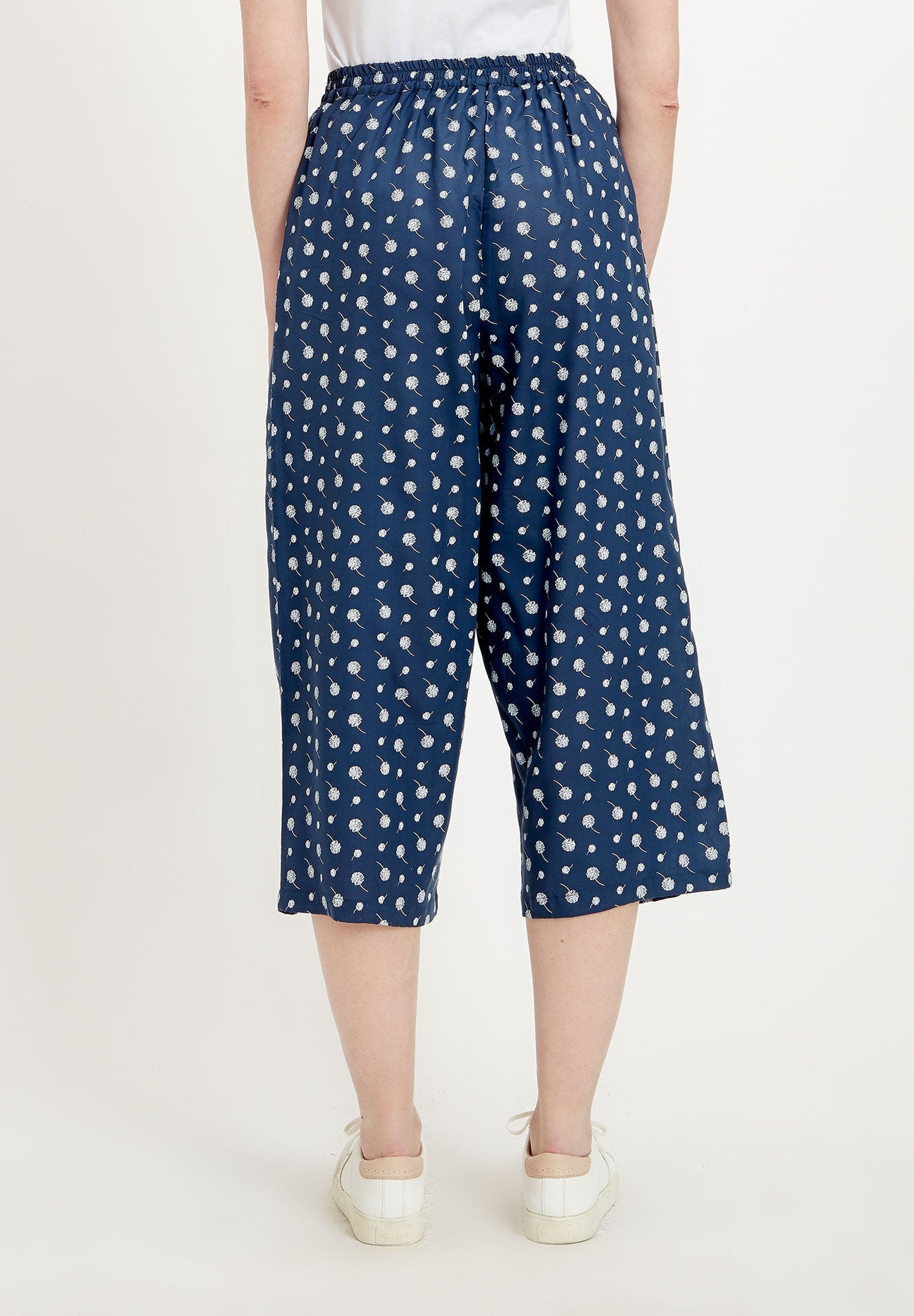 Hose aus TENCEL™ Lyocell mit Allover-Print
