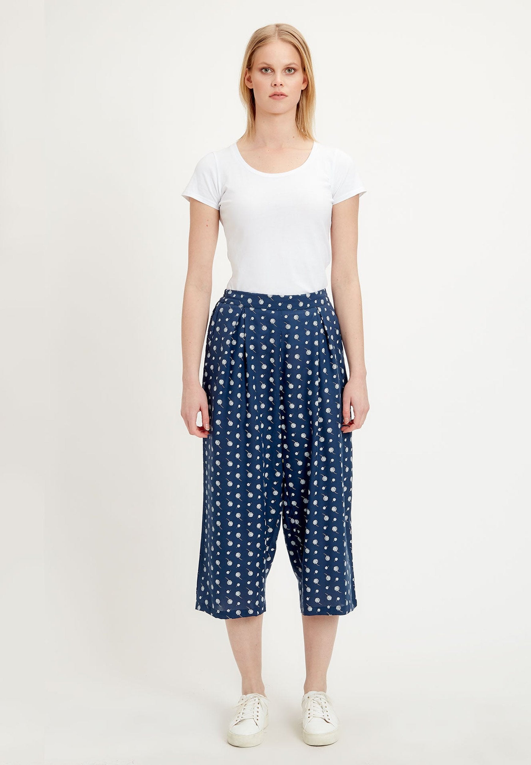 Hose aus TENCEL™ Lyocell mit Allover-Print