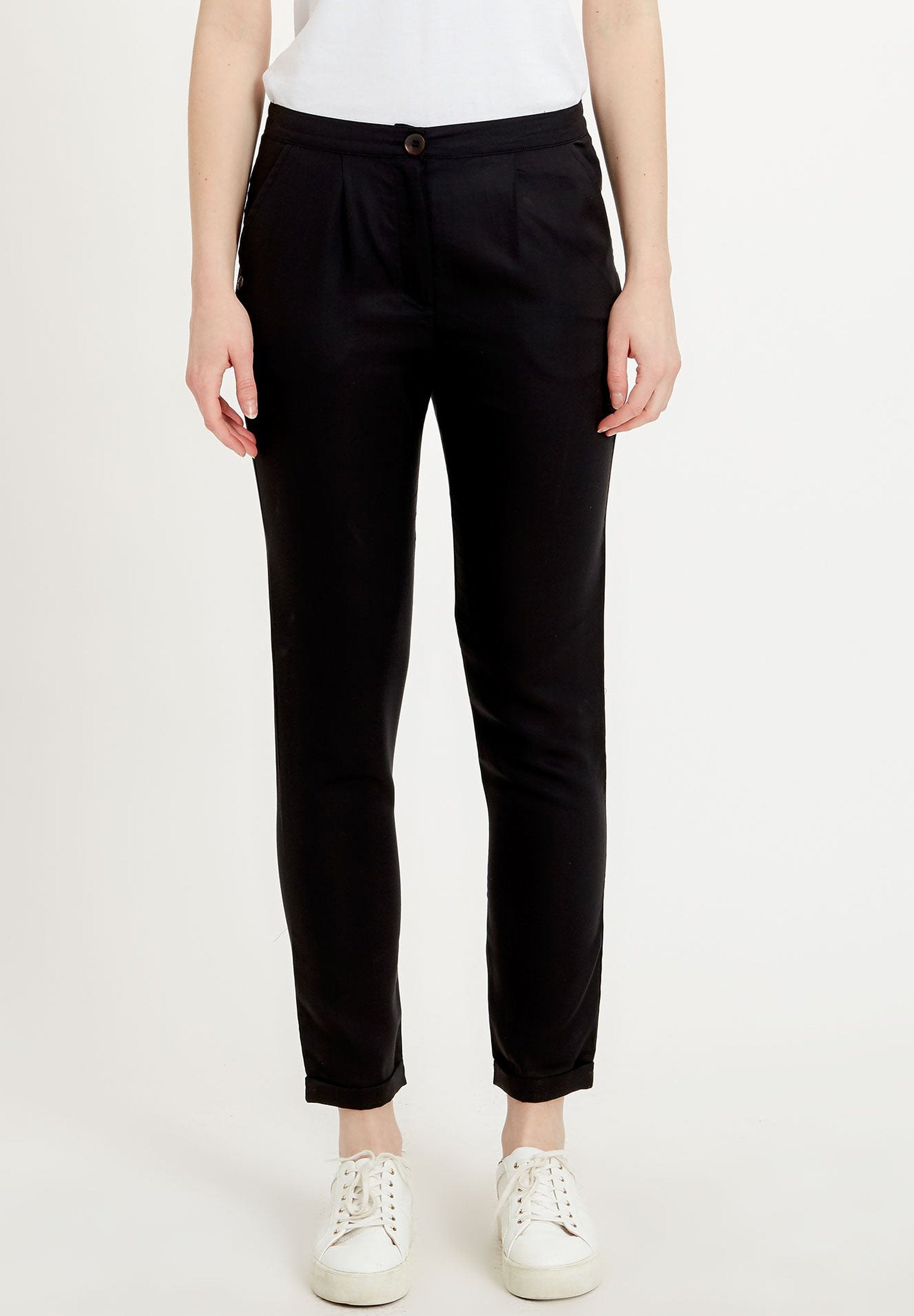 Hose aus TENCEL™ Lyocell mit seitlichen Eingriffstaschen