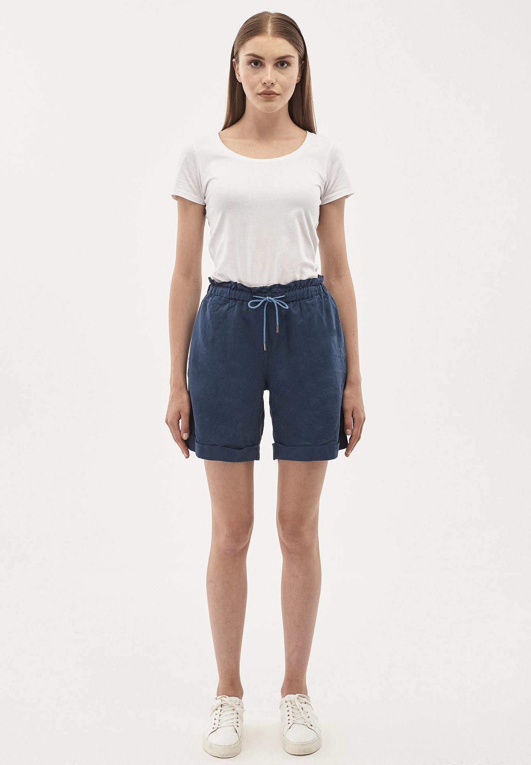 Shorts aus Leinen-Mix