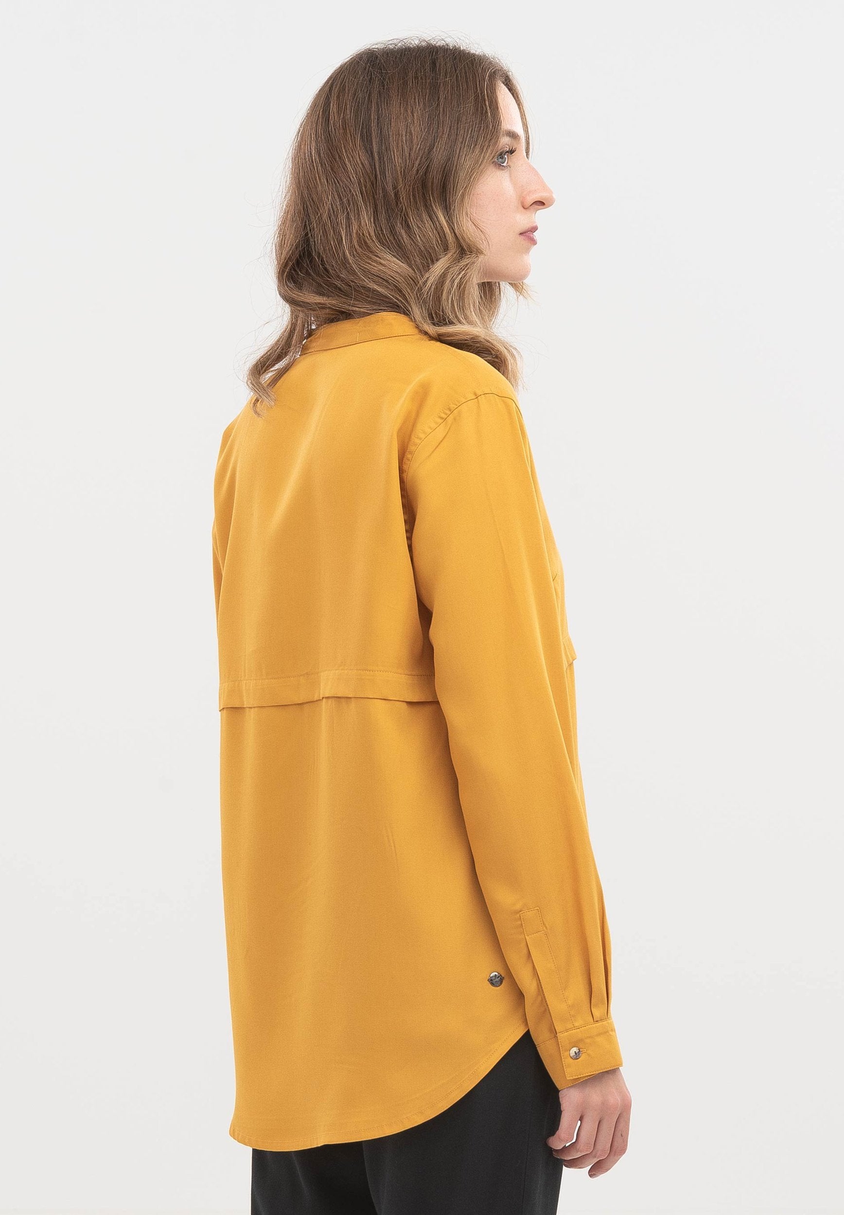 Langarm Bluse aus TENCEL™ Lyocell mit Knopfleiste