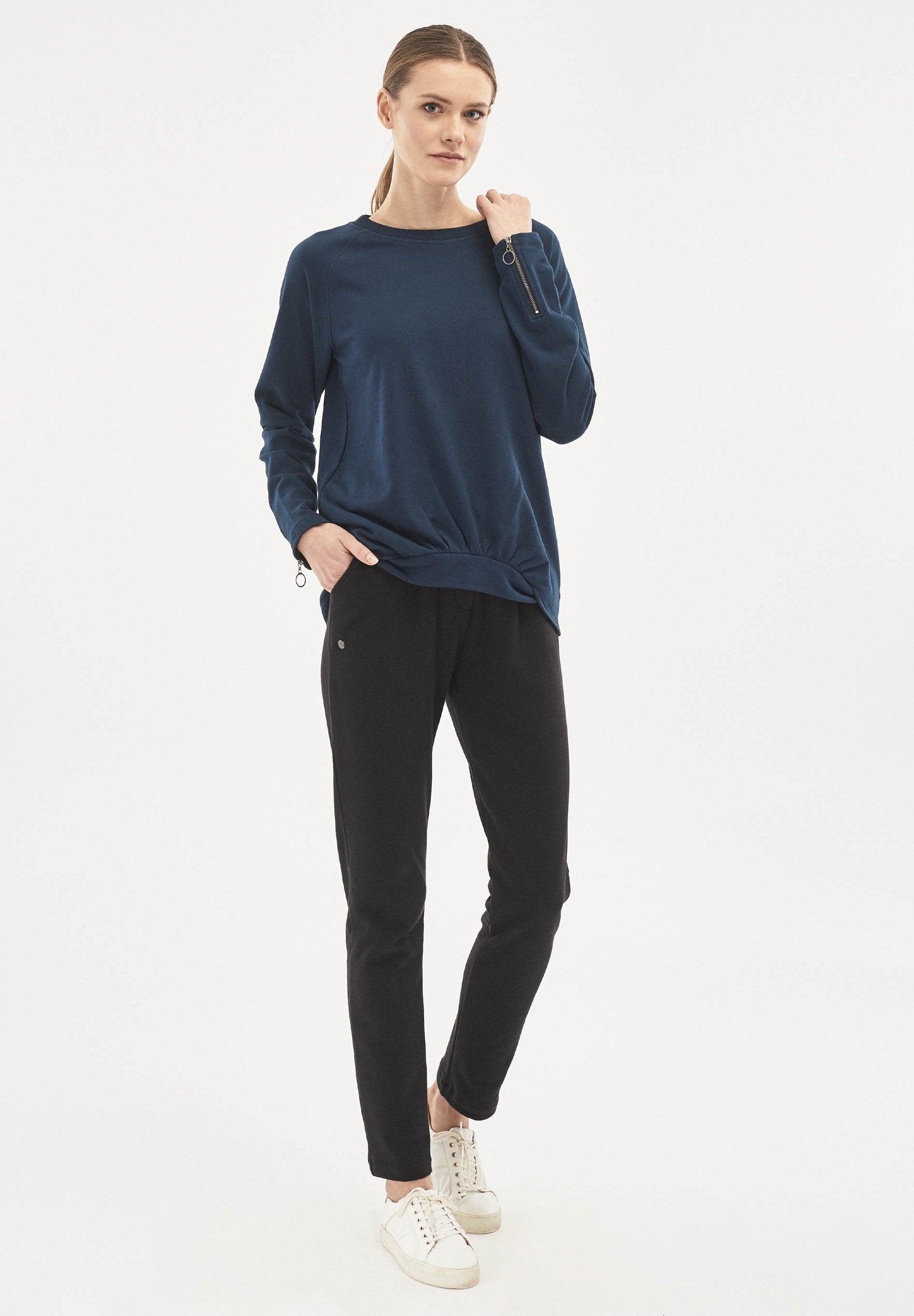 Sweatshirt aus Bio-Baumwolle mit stylischem Saum