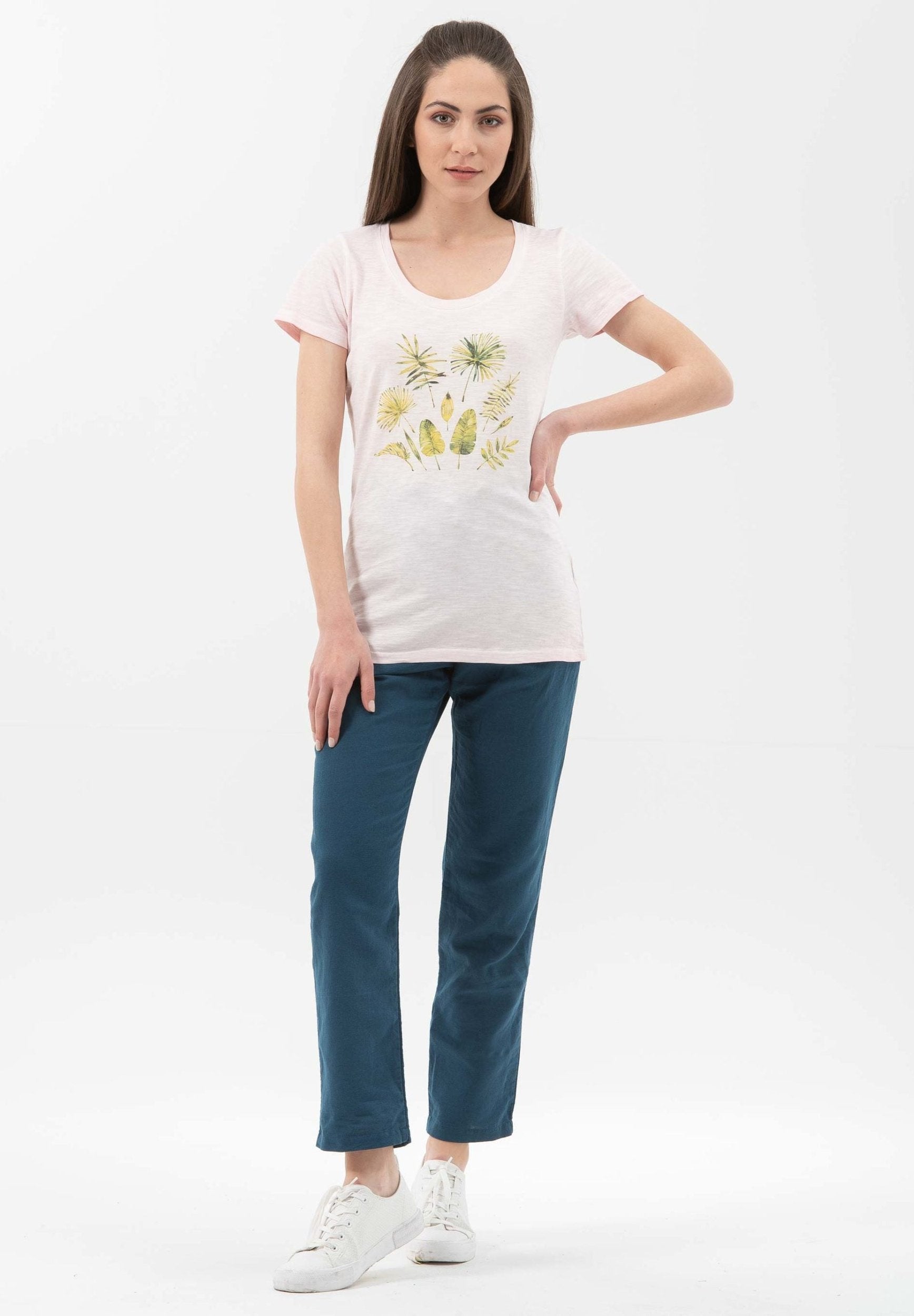 Garment Dyed T-Shirt aus Bio-Baumwolle mit Blatt-Print