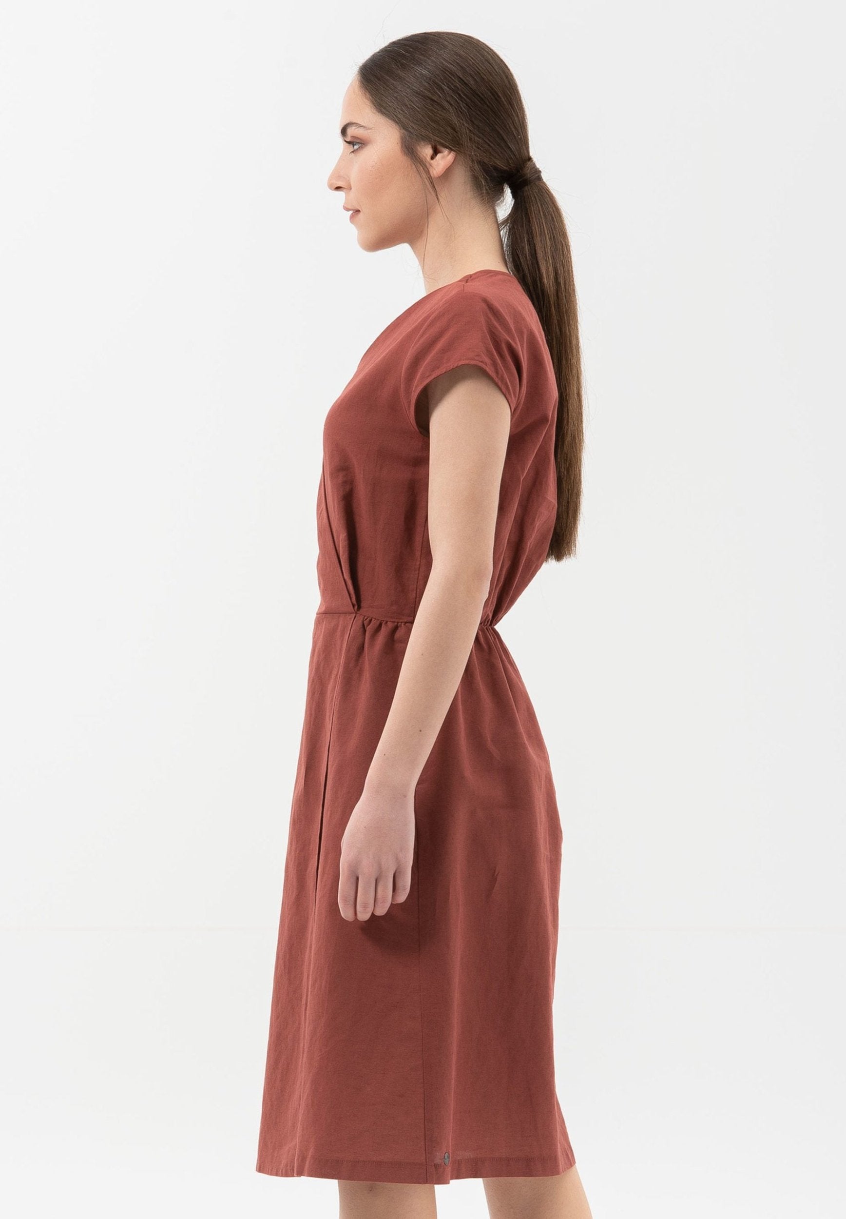 Kleid aus Leinen mit Bio-Baumwolle