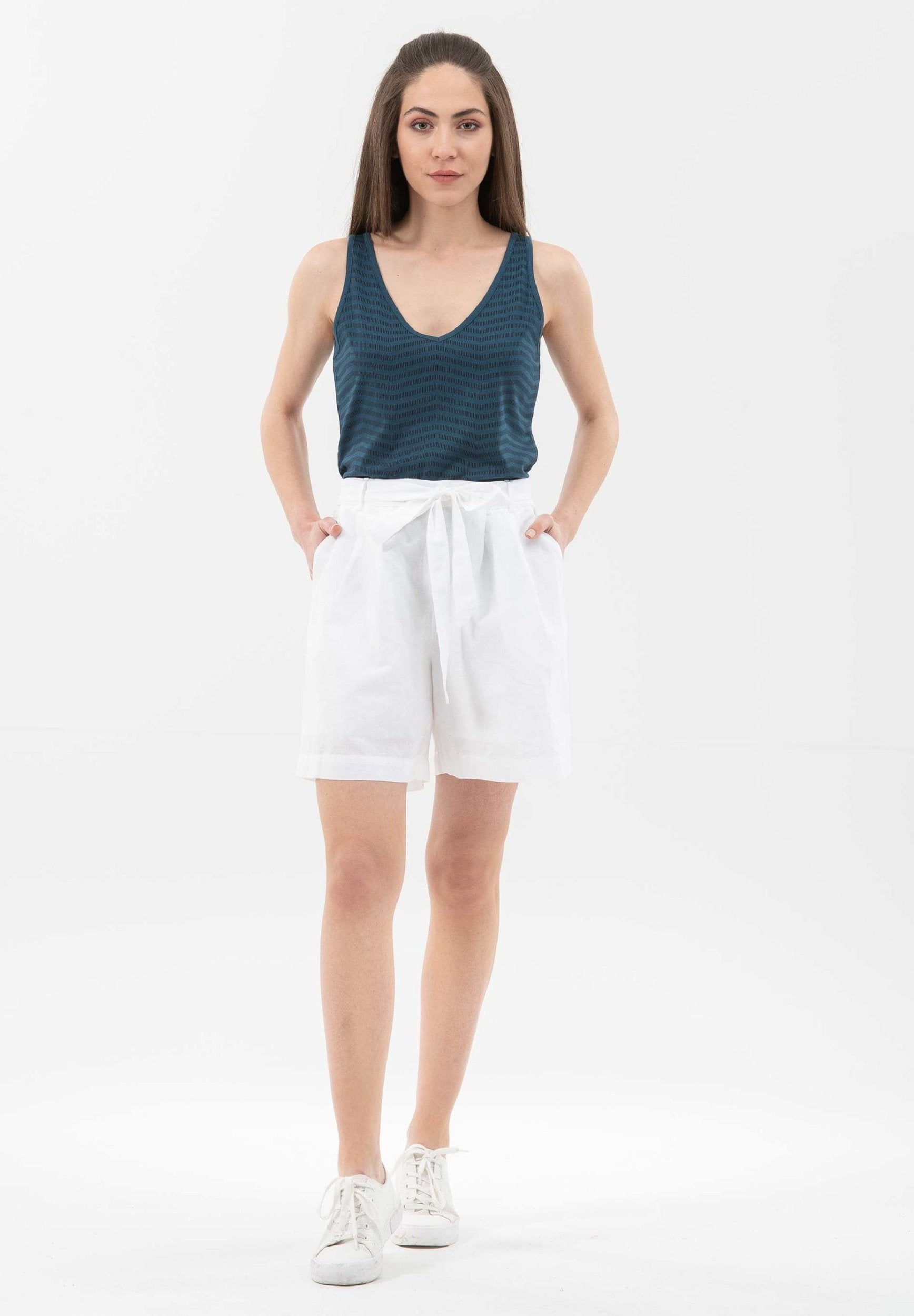 Shorts aus Leinengemisch mit Bindegürtel