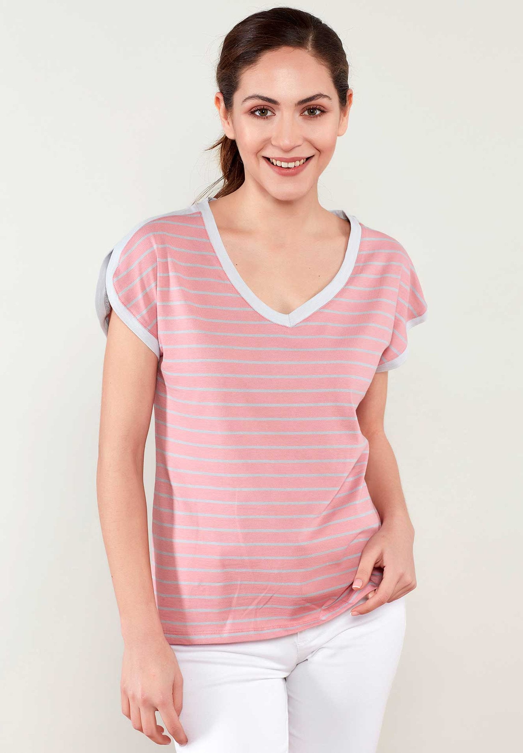 Gestreiftes T-Shirt mit V-Ausschnitt und längerem Rückenteil