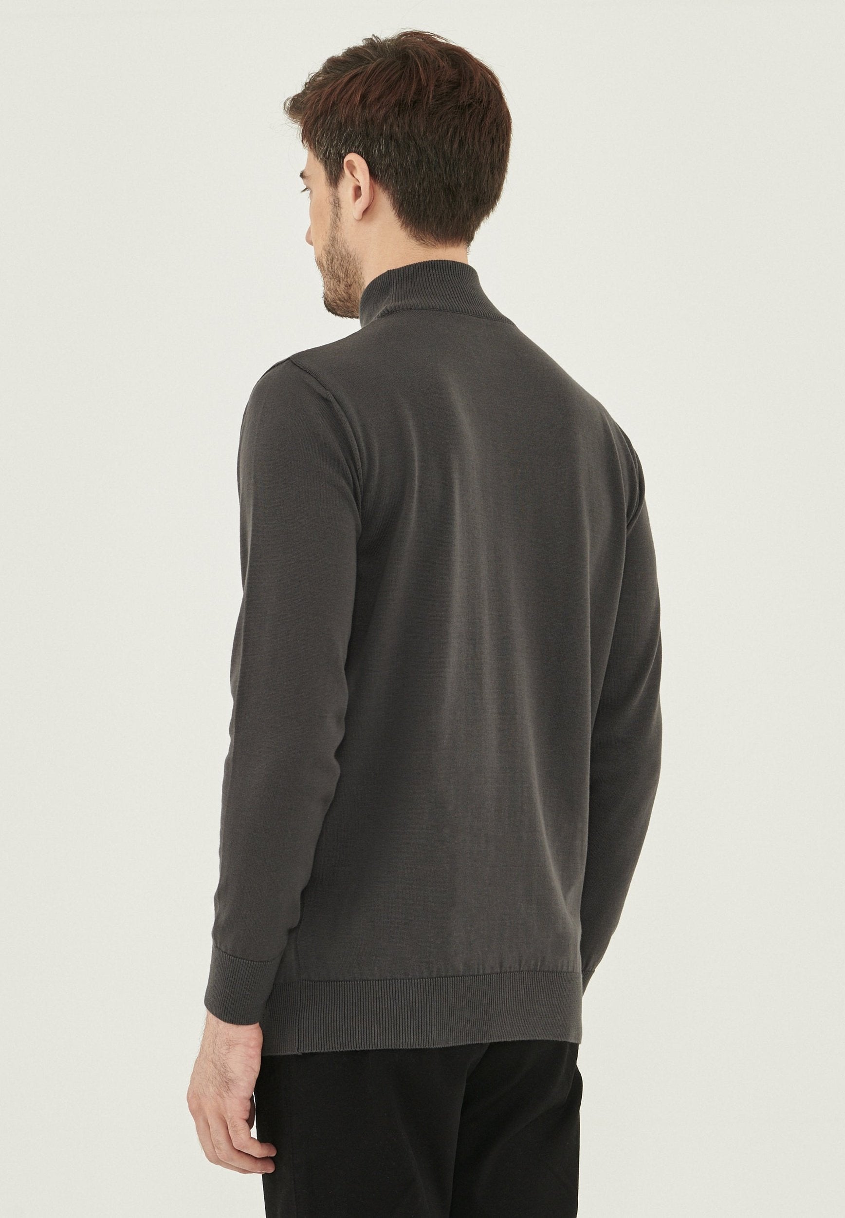 Rollkragenpullover aus Bio-Baumwolle