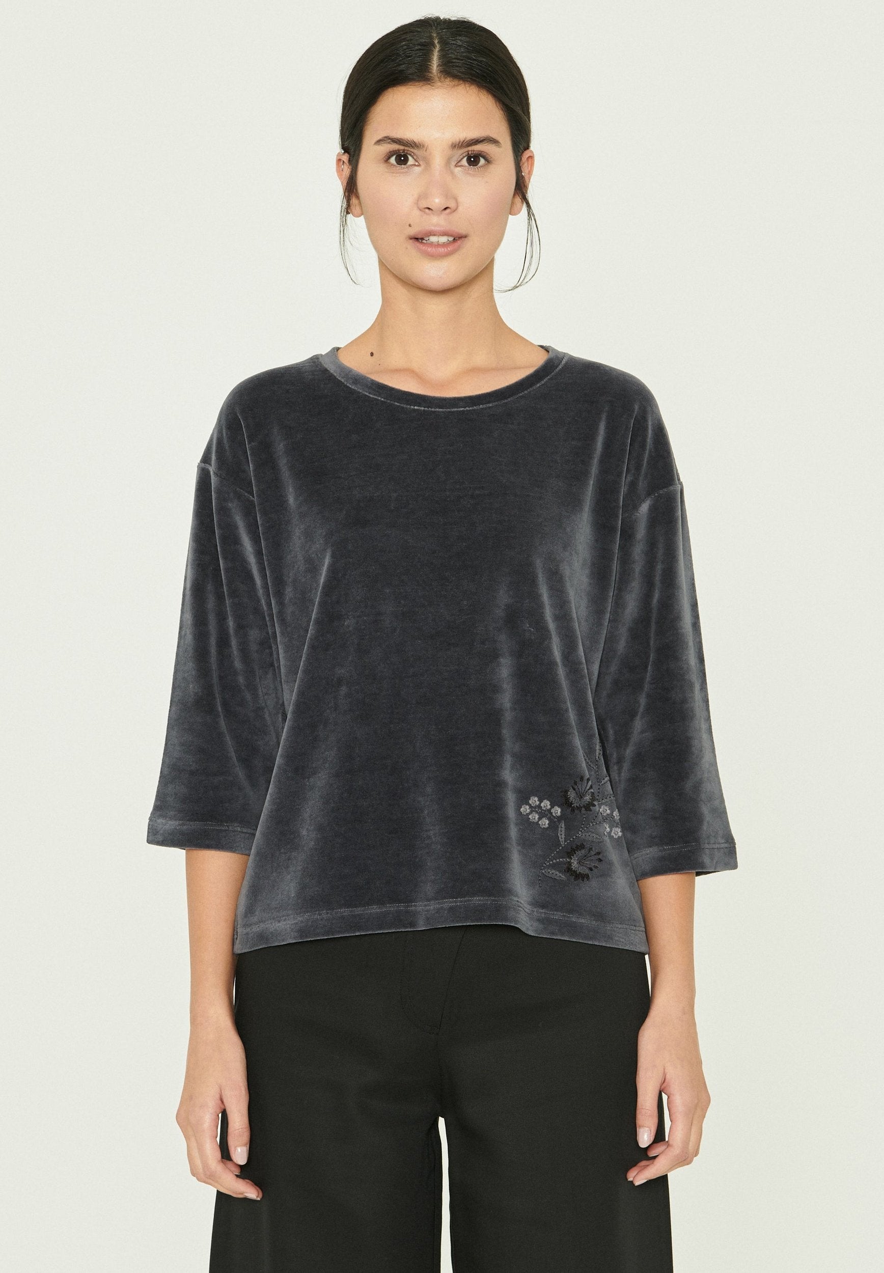 Samtbluse aus Bio-Baumwolle und Recyceltes Polyester mit Stickerei