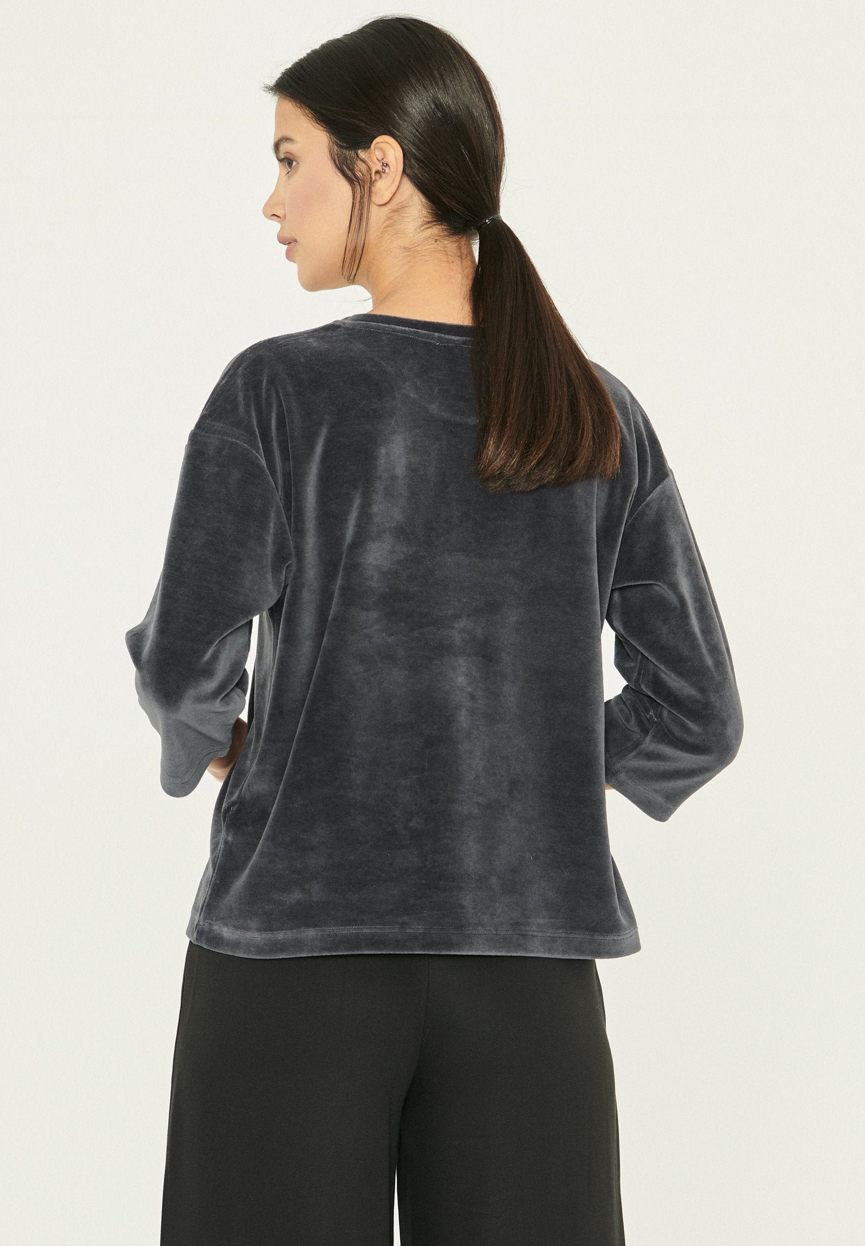 Samtbluse aus Bio-Baumwolle und Recyceltes Polyester mit Stickerei