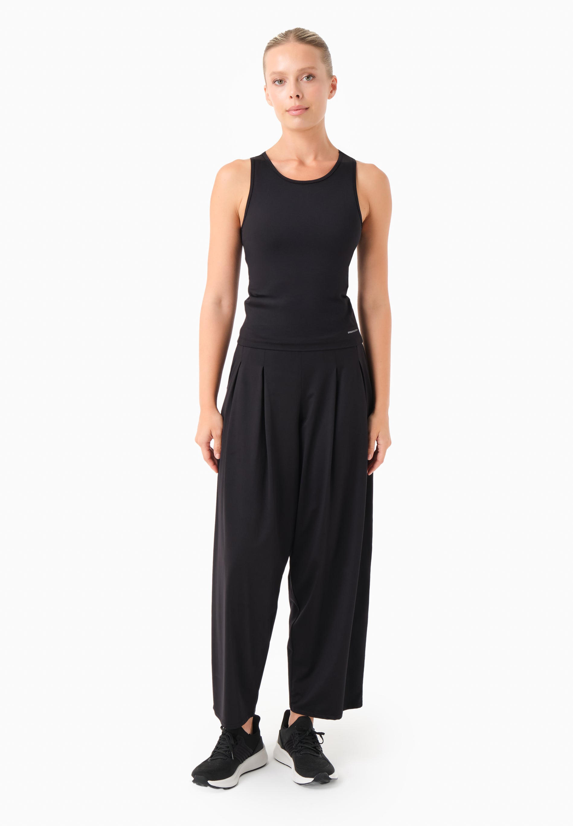 ANNYA | Sportliches Tanktop aus recyceltem Polyamid