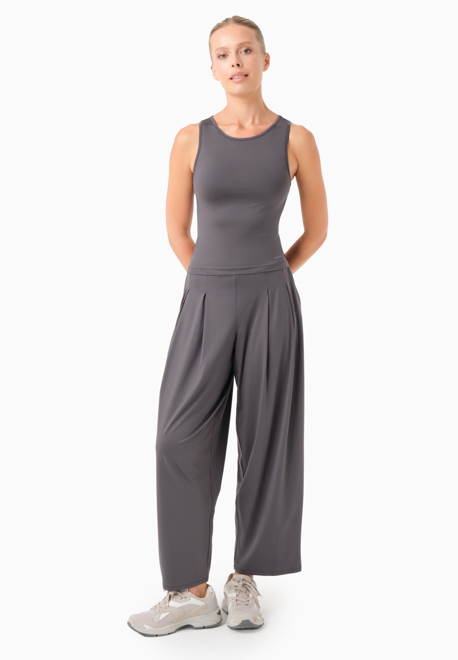 ANNYA | Sportliches Tanktop aus recyceltem Polyamid