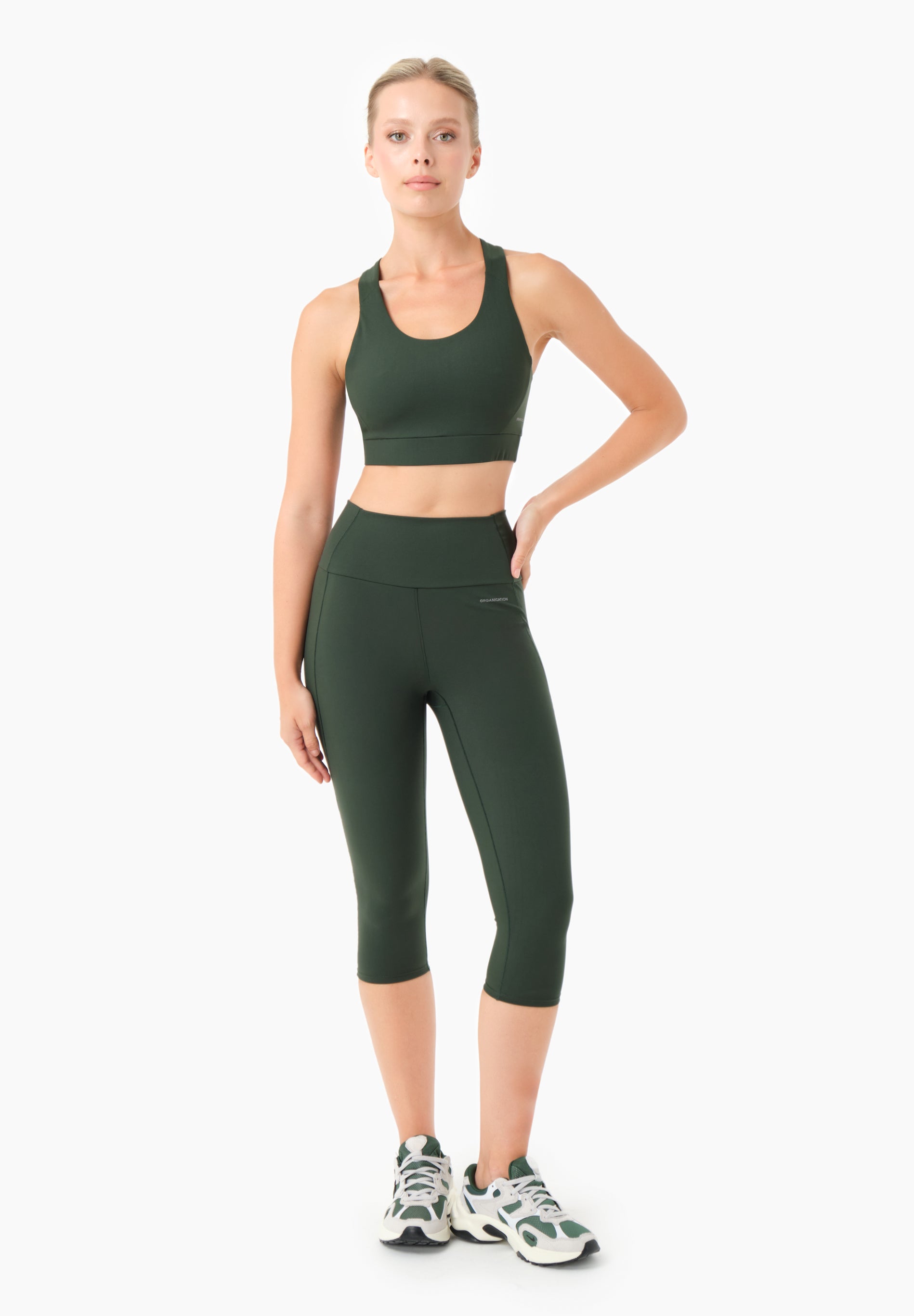 BEVINN | Cross-Strap Sport Bralette aus recyceltem Polyamid